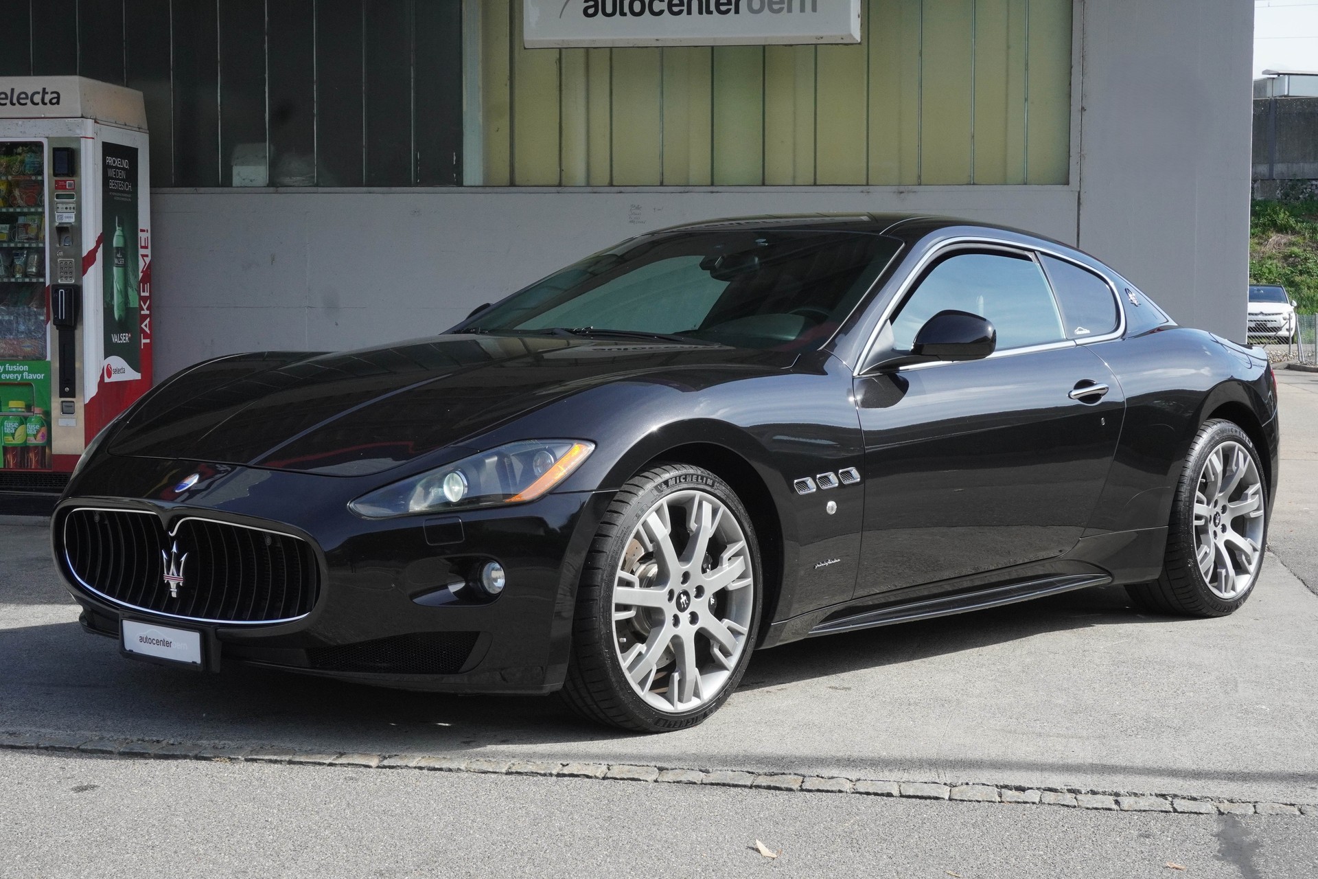 MASERATI GranTurismo S Automatica-image-1