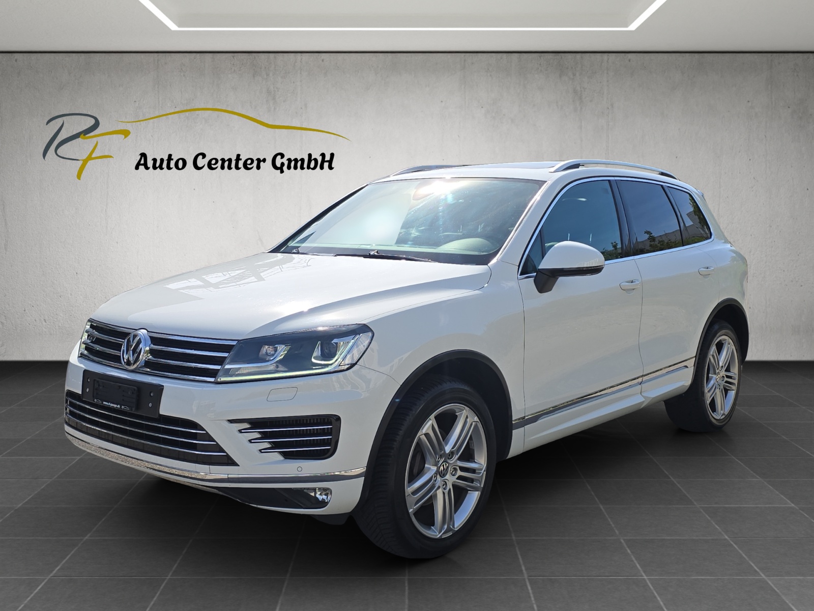 VW Touareg 3.0 TDI BMT Terrain Tech Peak Tiptronic-image-0