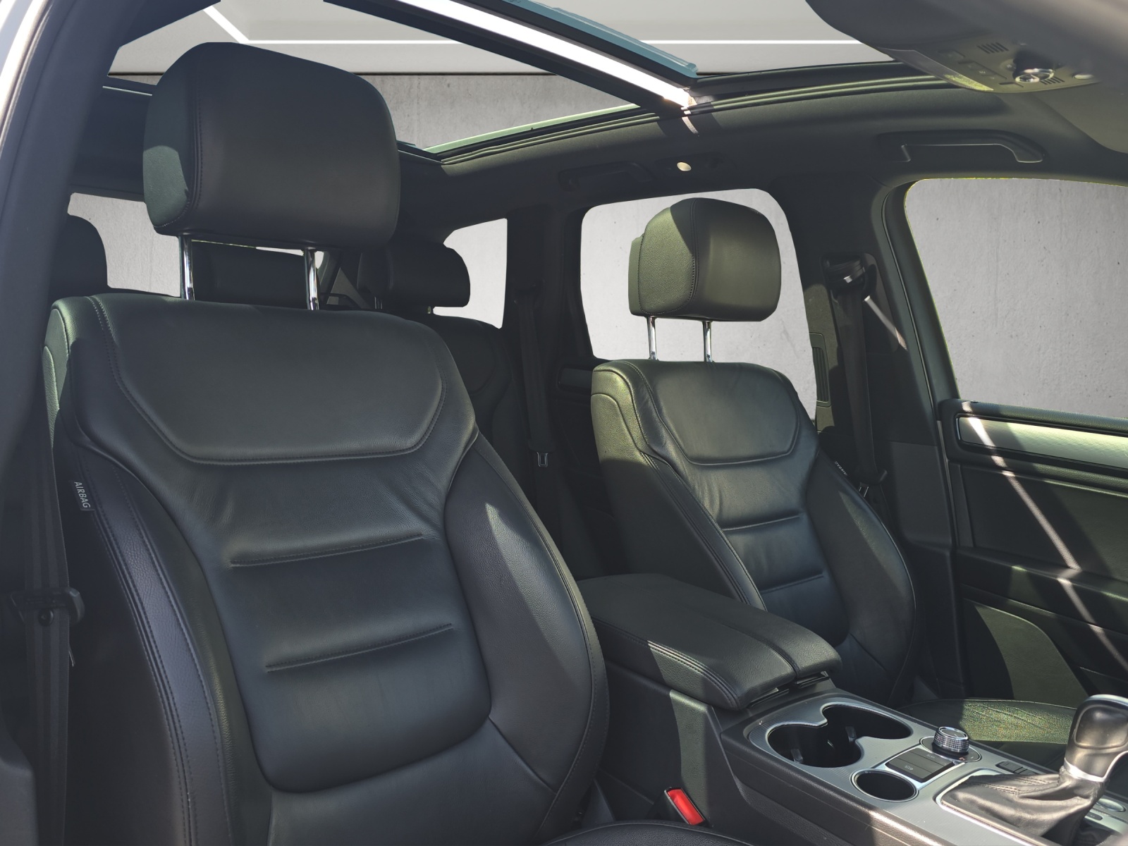 VW Touareg 3.0 TDI BMT Terrain Tech Peak Tiptronic-image-10