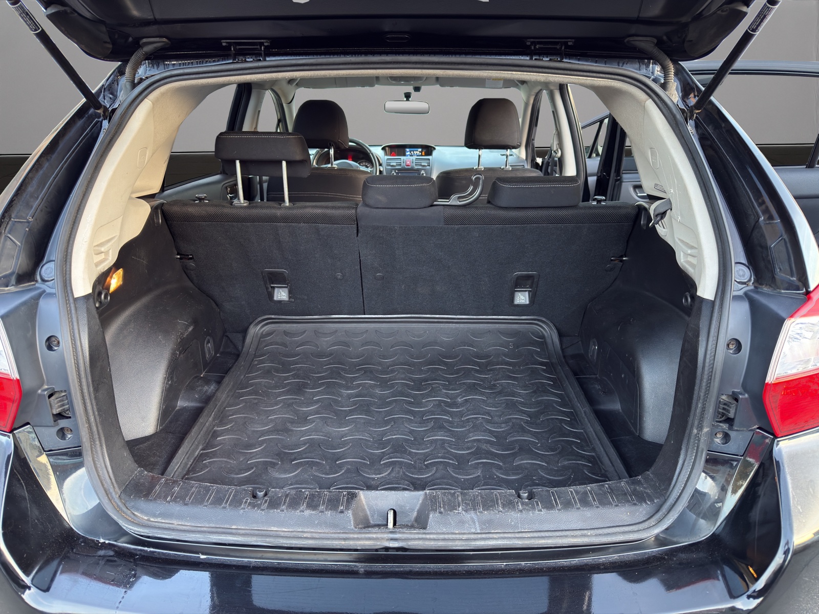 SUBARU XV 2.0 Swiss One AWD CVT-image-18