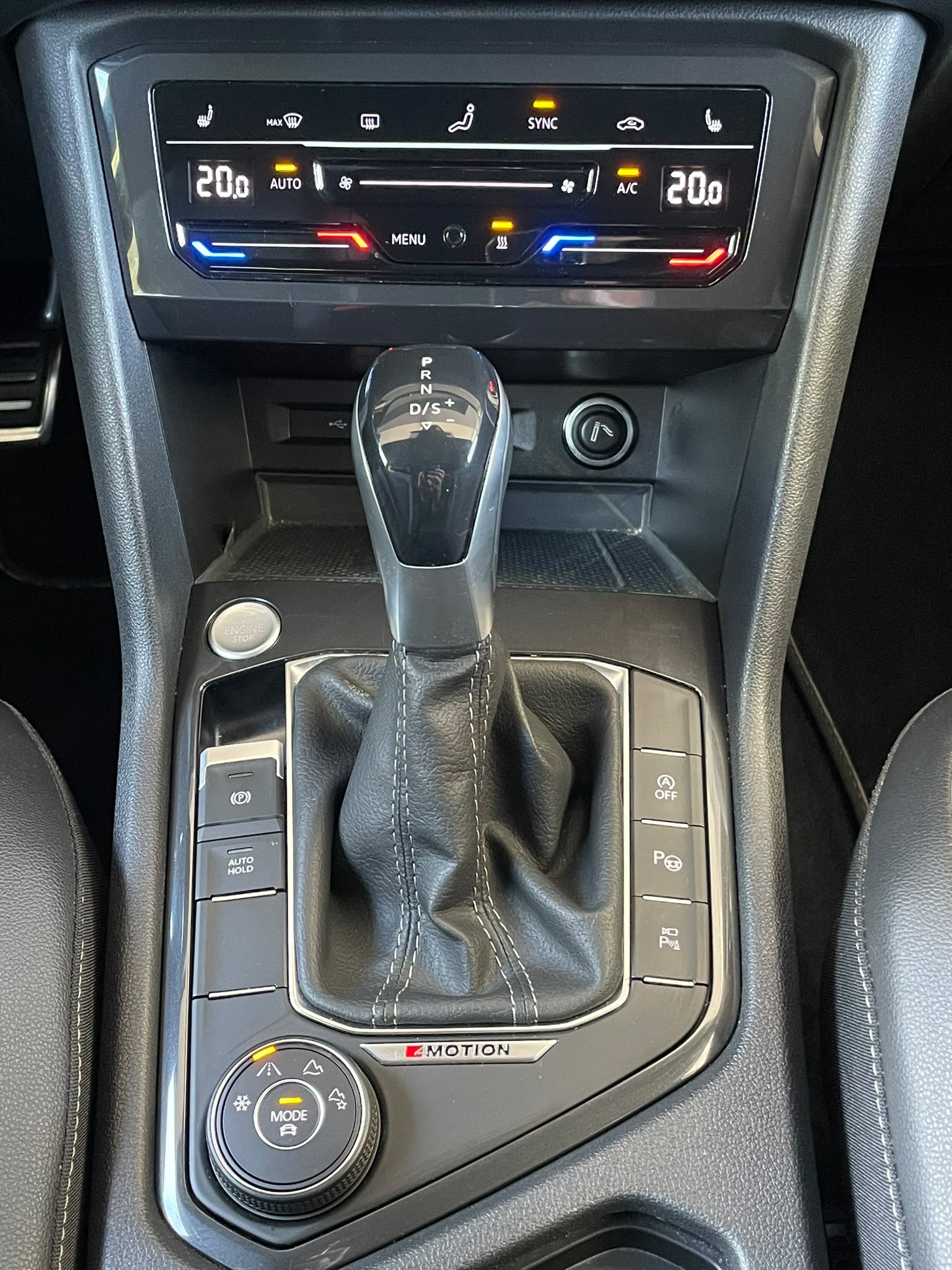 VW Tiguan Allspace 2.0 TDI SCR R-Line AHK DSG-image-10
