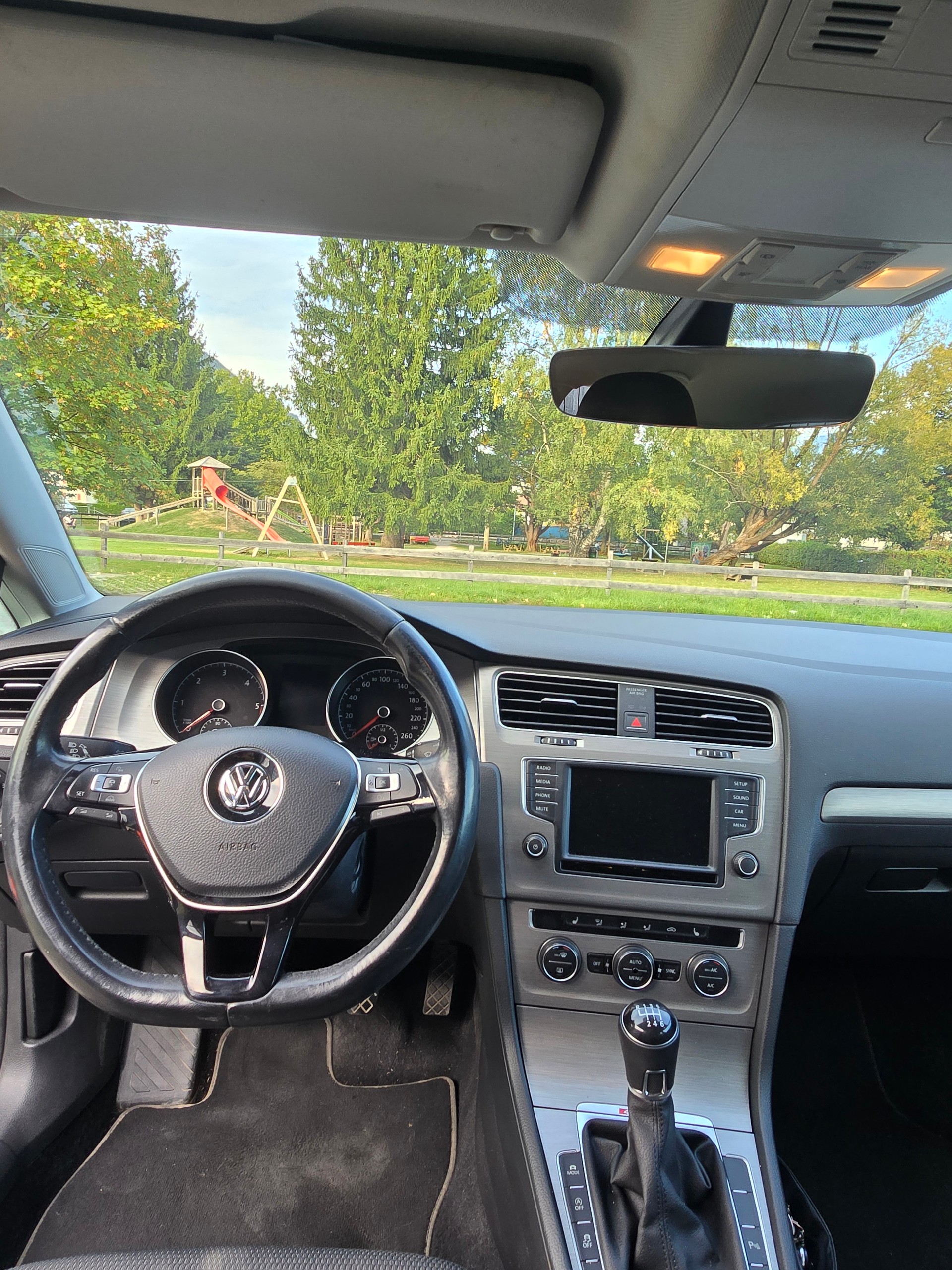 VW 2.0 TDI Comfortline 4m-image-5