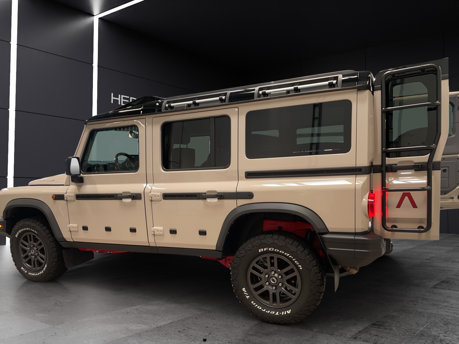 INEOS Grenadier 3.0D Fieldmaster Edition-image-4