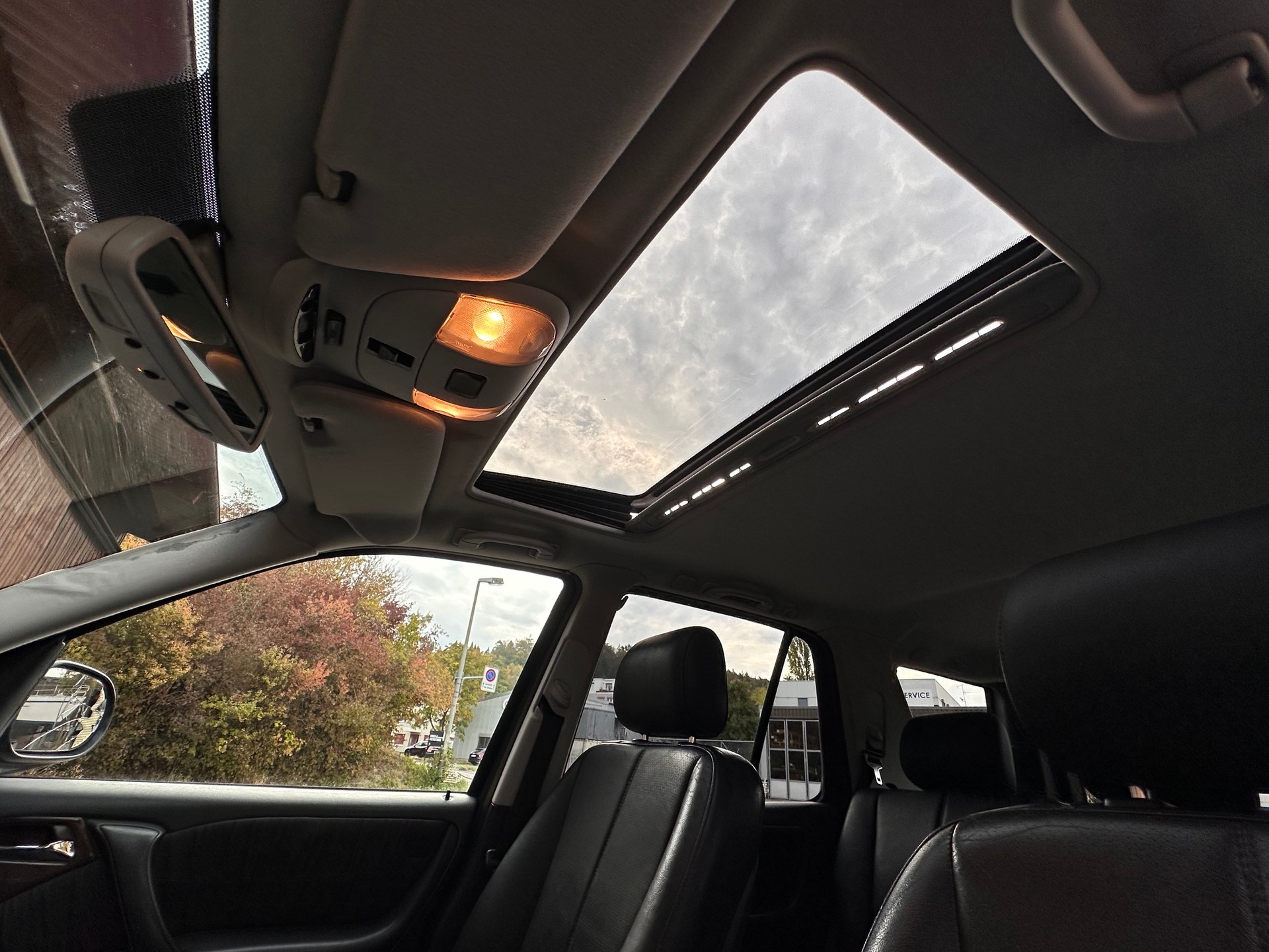 MERCEDES-BENZ ML 430 Automatic-image-9