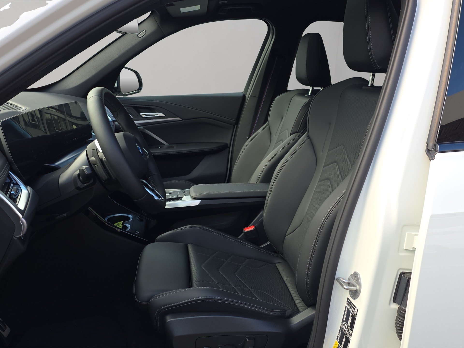 BMW iX1 xDrive 30 M Sport Pro-image-9