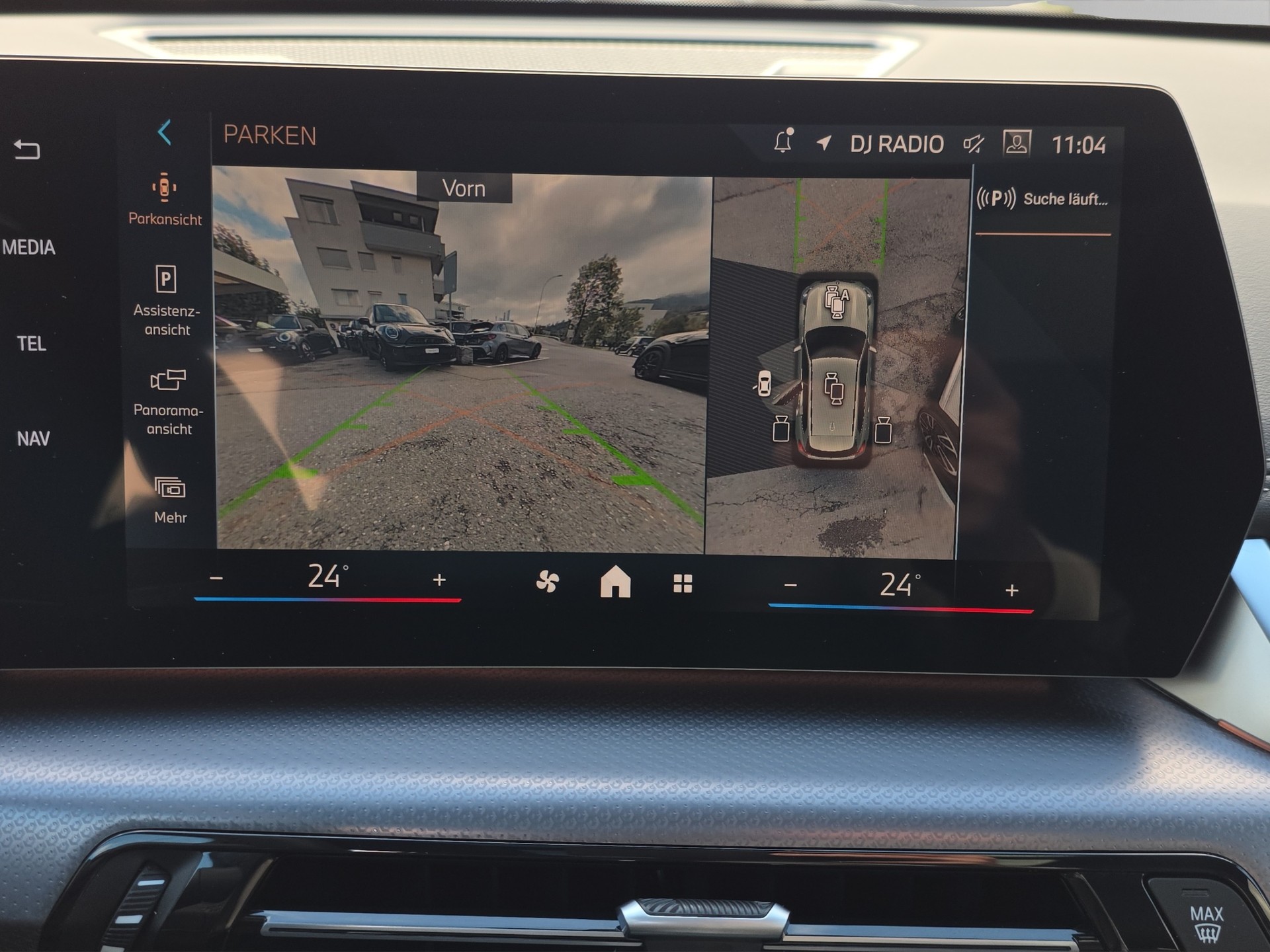 BMW iX1 xDrive 30 M Sport Pro-image-15