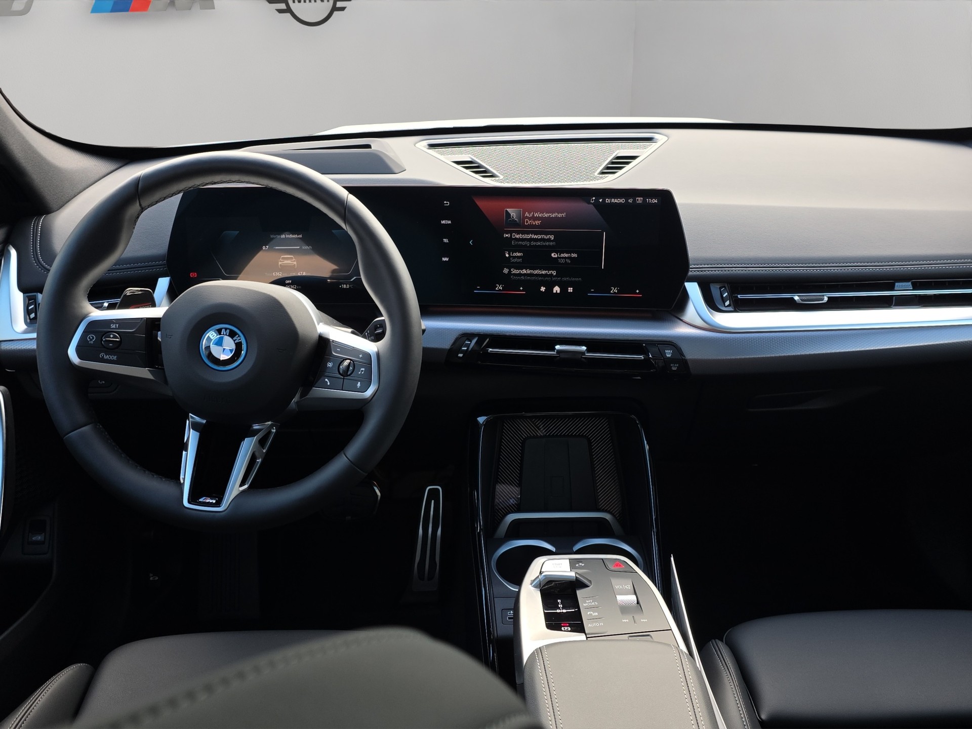 BMW iX1 xDrive 30 M Sport Pro-image-13