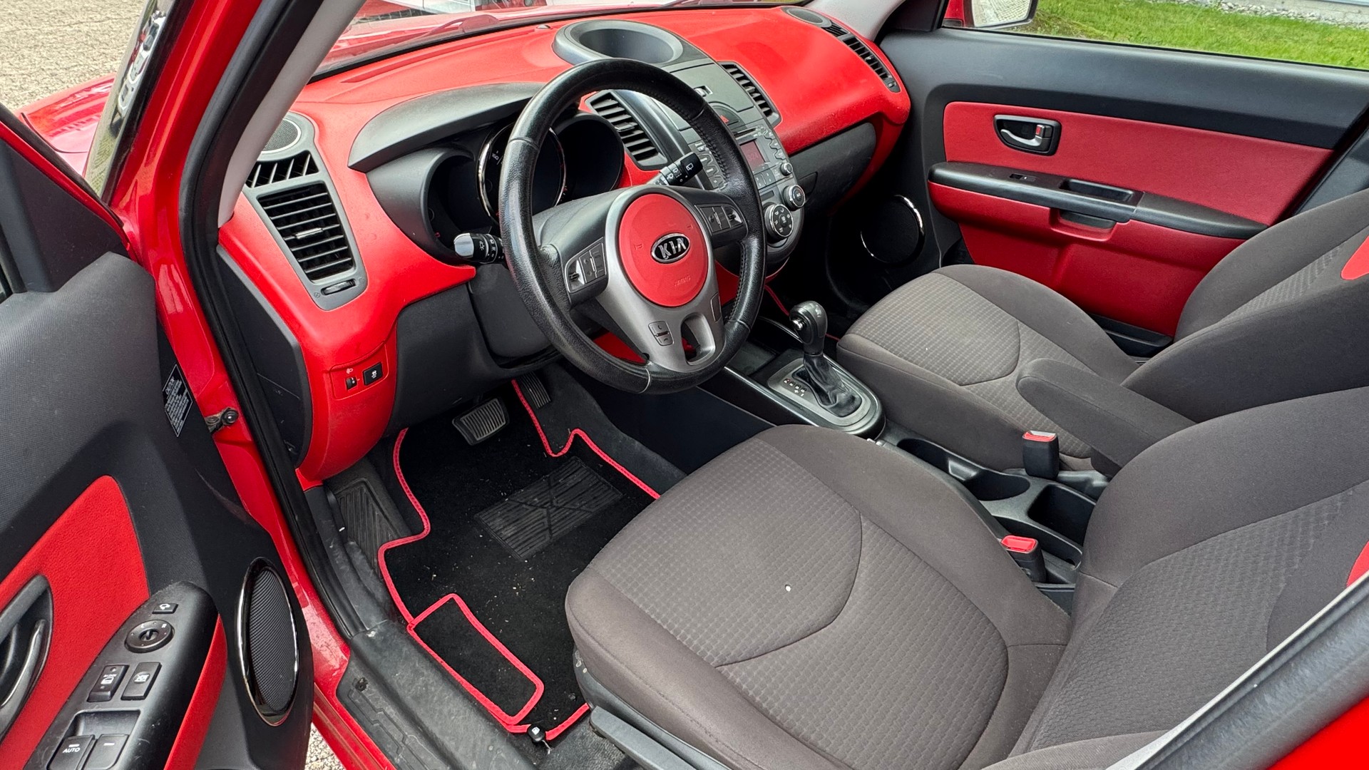 KIA Soul 1.6 CRDi Style Automatic-image-5
