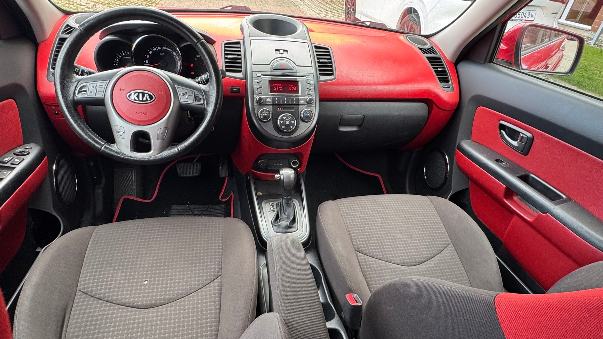 KIA Soul 1.6 CRDi Style Automatic-image-7
