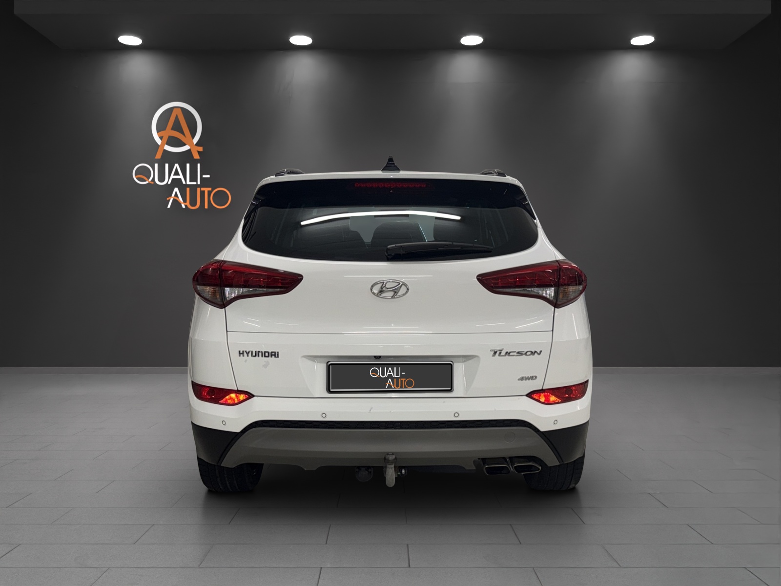 HYUNDAI Tucson 2.0 CRDI Vertex 4WD Automatic-image-4