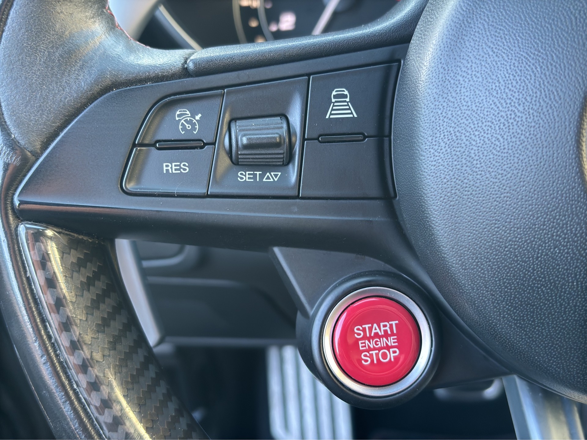 ALFA ROMEO Giulia 2.9 V6 Biturbo Quadrifoglio-image-21