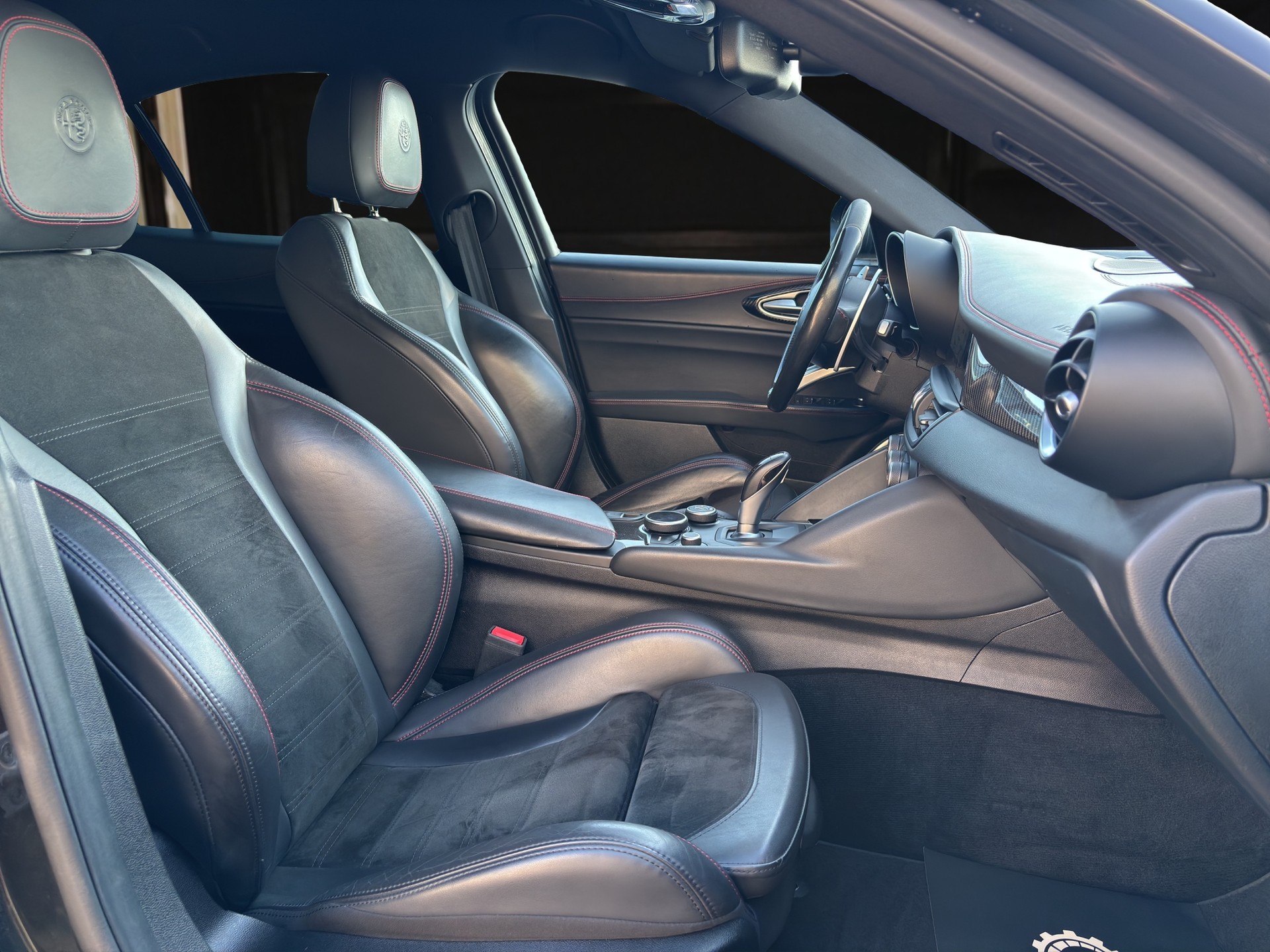 ALFA ROMEO Giulia 2.9 V6 Biturbo Quadrifoglio-image-9