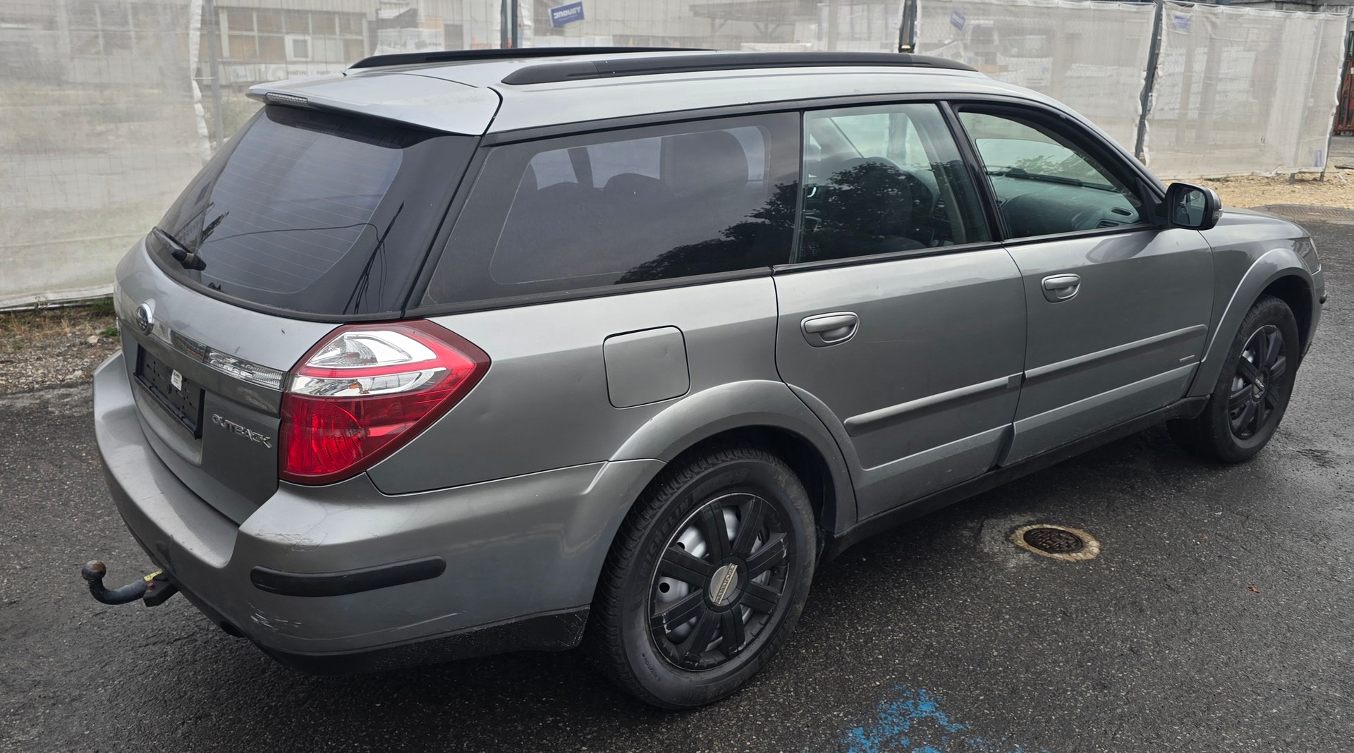 SUBARU Outback 2.5i AWD Comfort De Luxe Automatic-image-2
