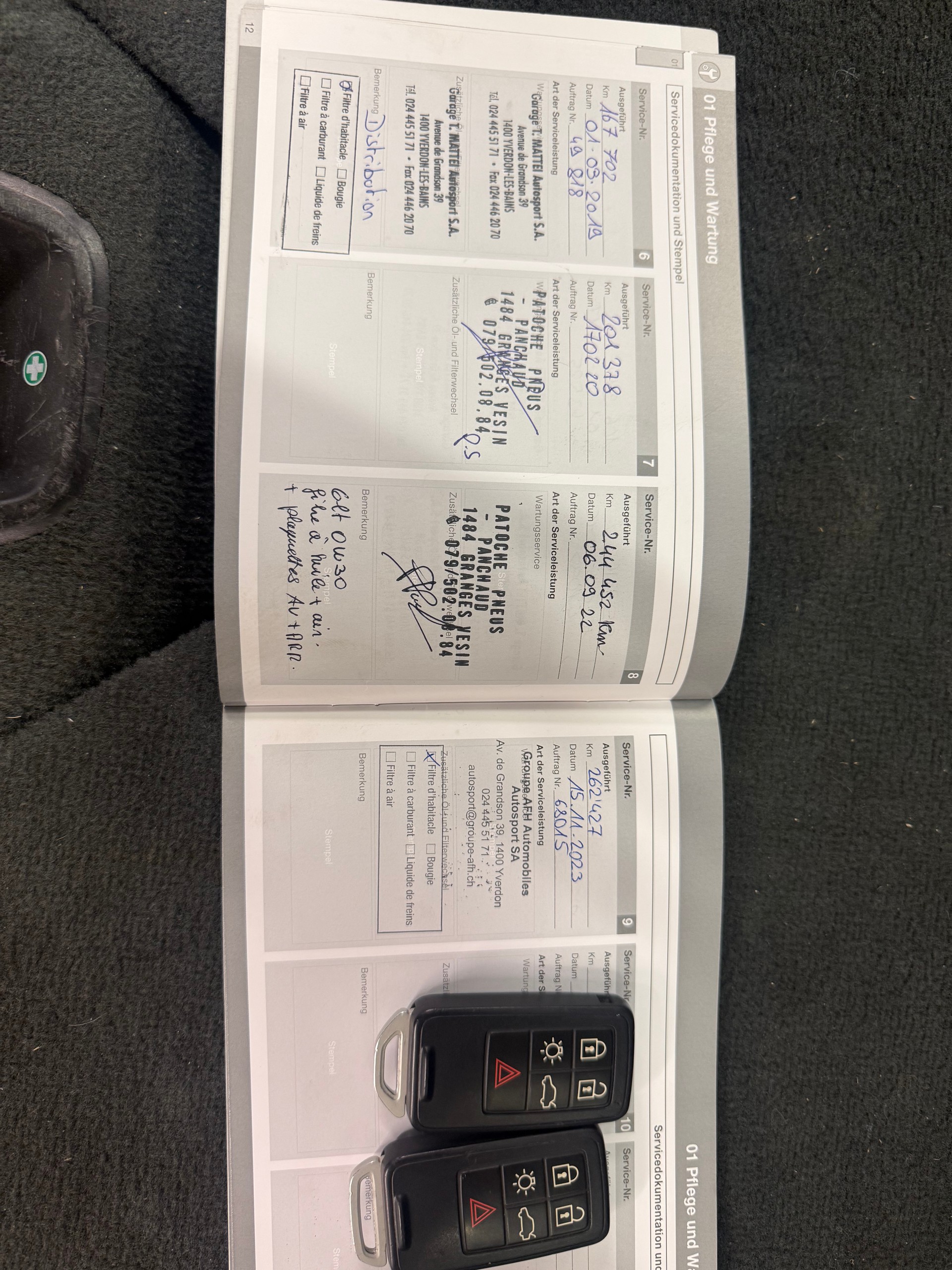 VOLVO XC70 D5 AWD Momentum Geartronic-image-15