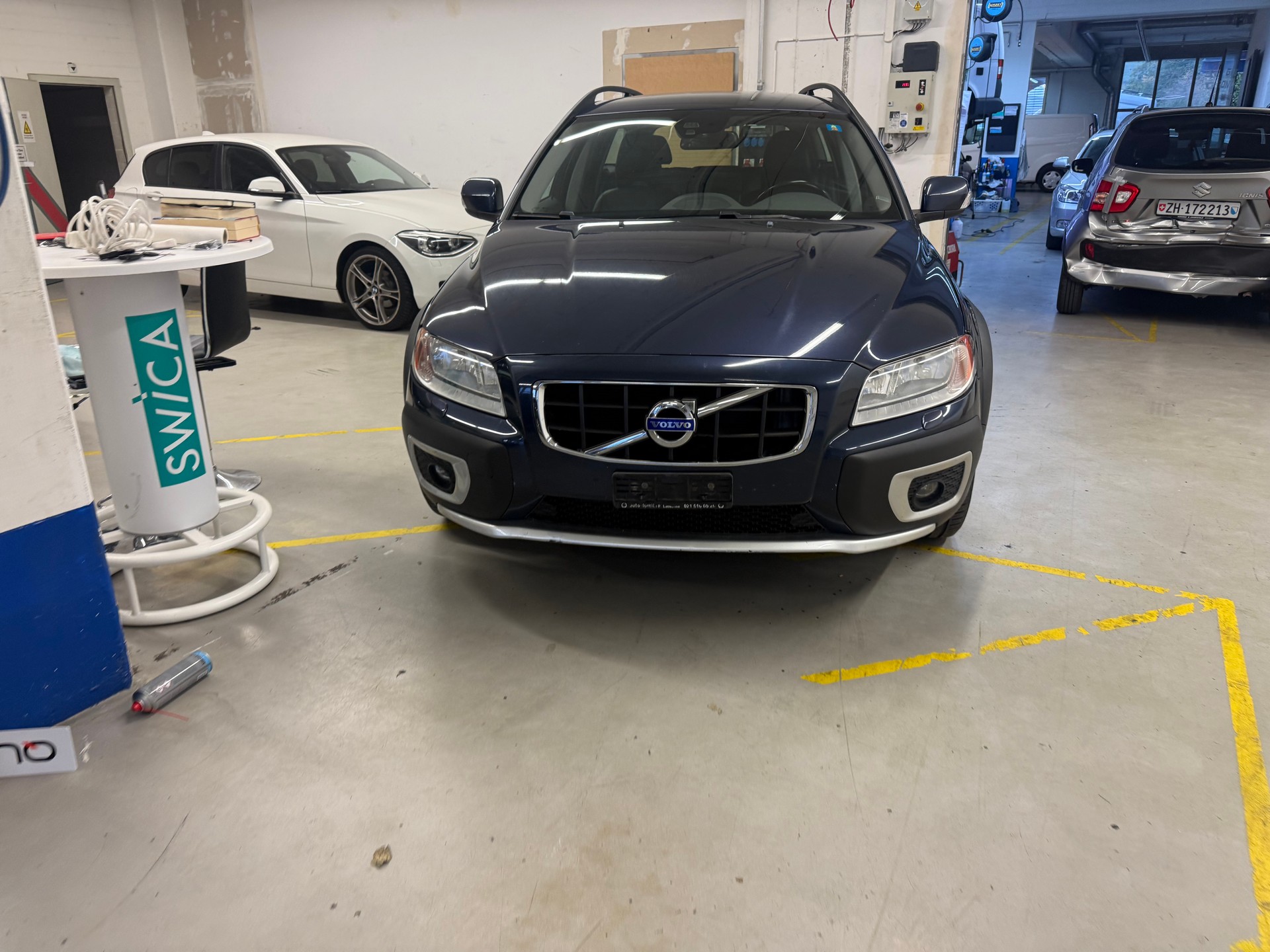 VOLVO XC70 D5 AWD Momentum Geartronic-image-0