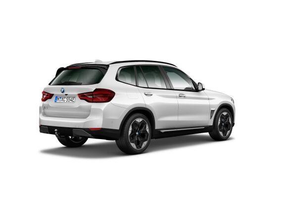BMW iX3 E-Motor G08 Impressive (CH) AHK 750kg-image-1