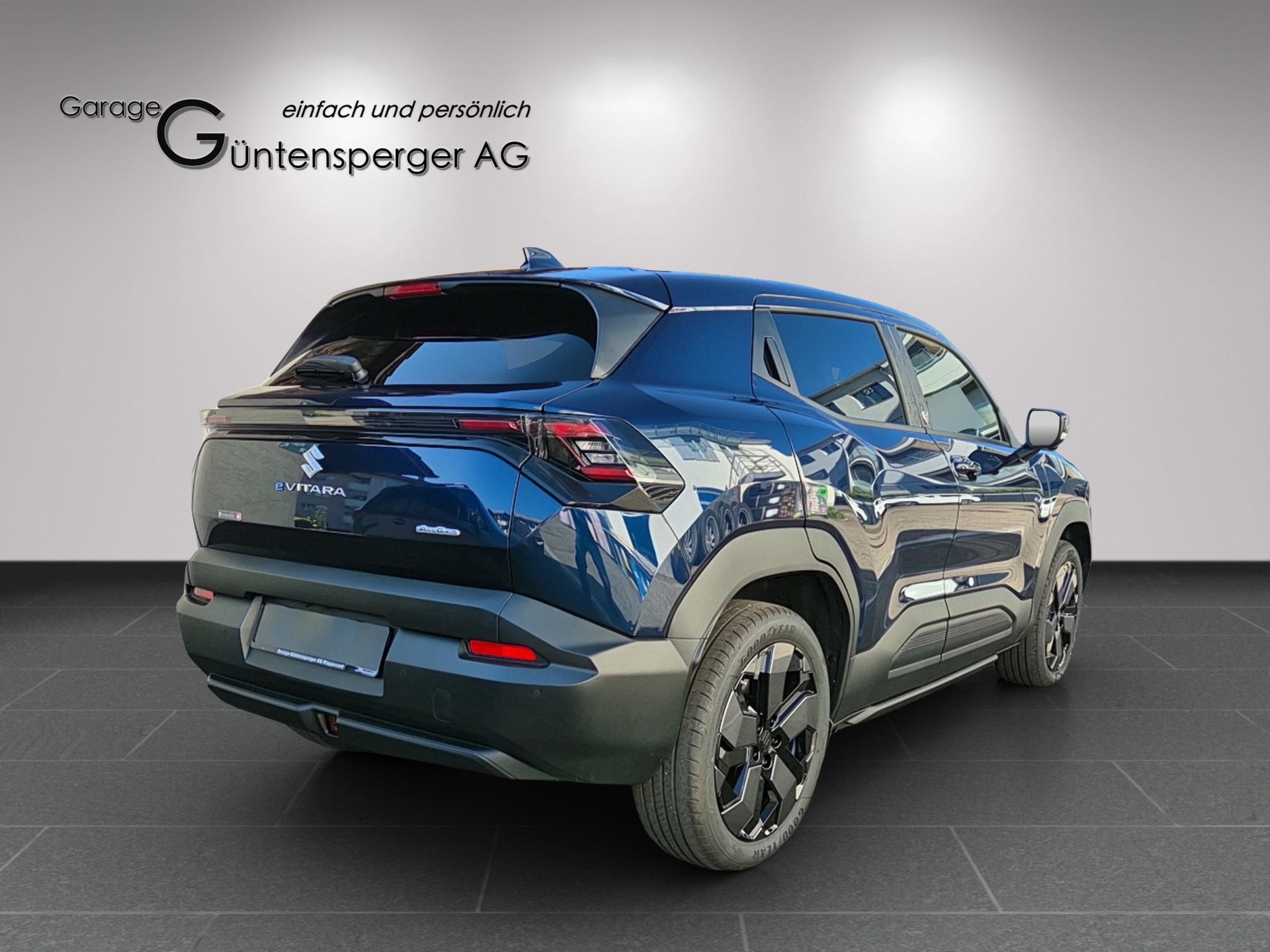 SUZUKI e Vitara Piz Sulai Top 4x4-image-4
