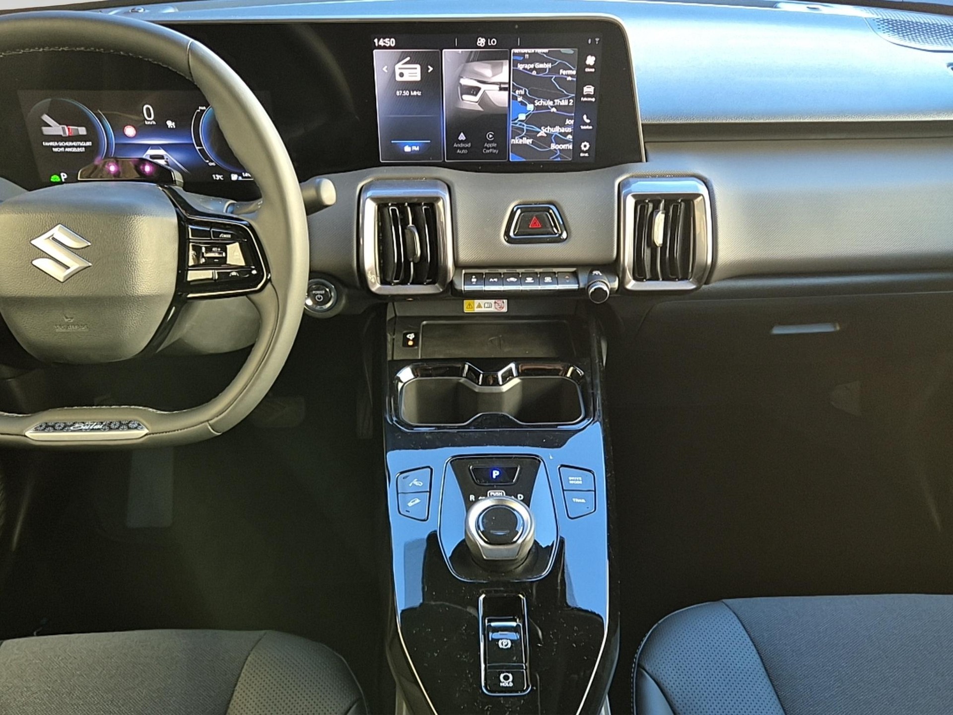 SUZUKI e Vitara Piz Sulai Top 4x4-image-13