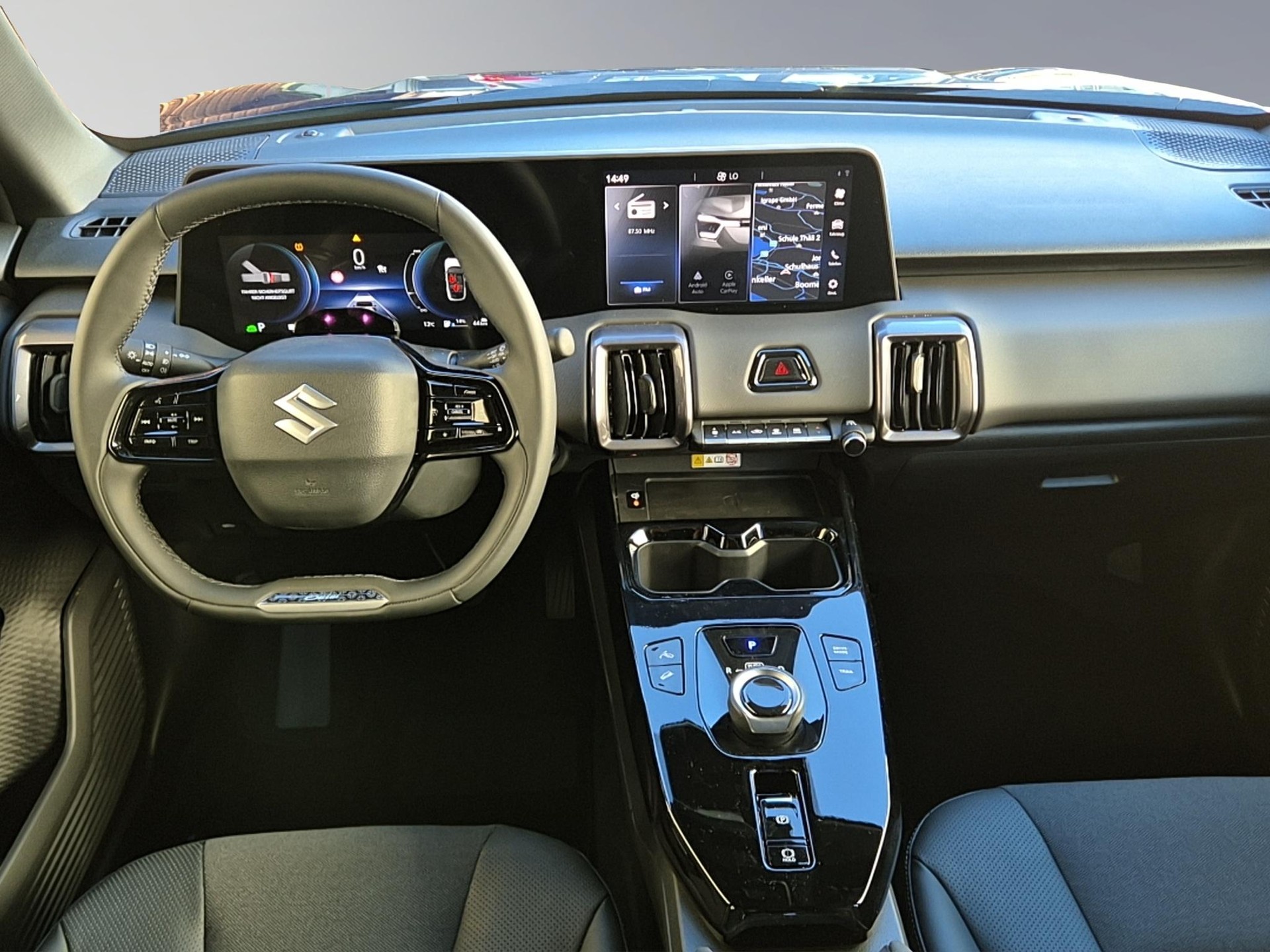 SUZUKI e Vitara Piz Sulai Top 4x4-image-11