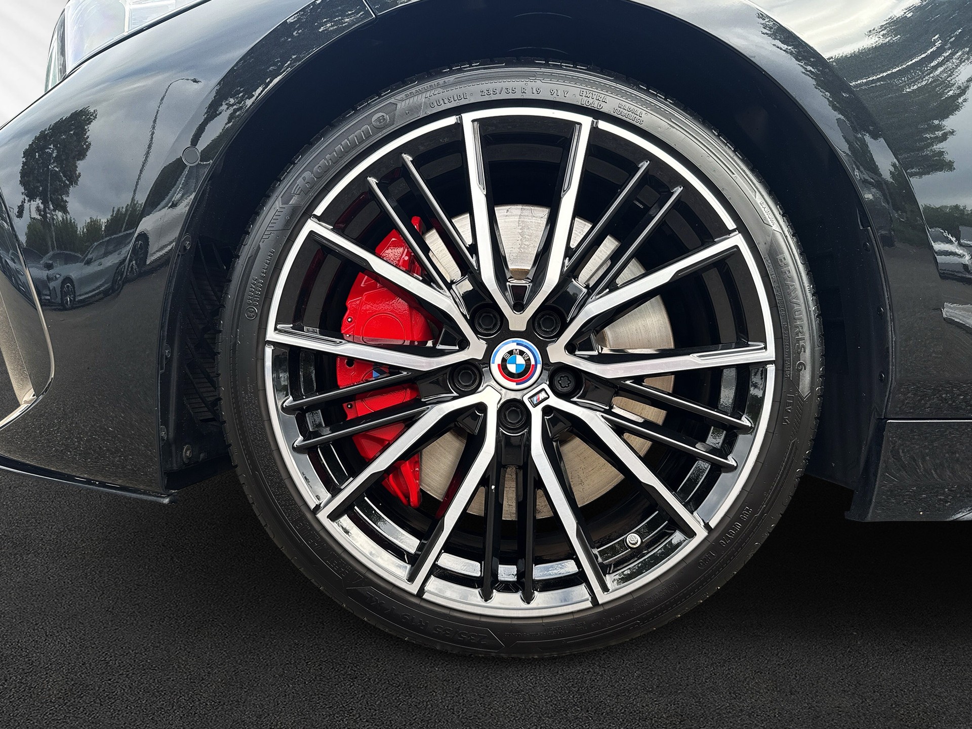 BMW M135i xDrive M Sport Pro Steptronic-image-8