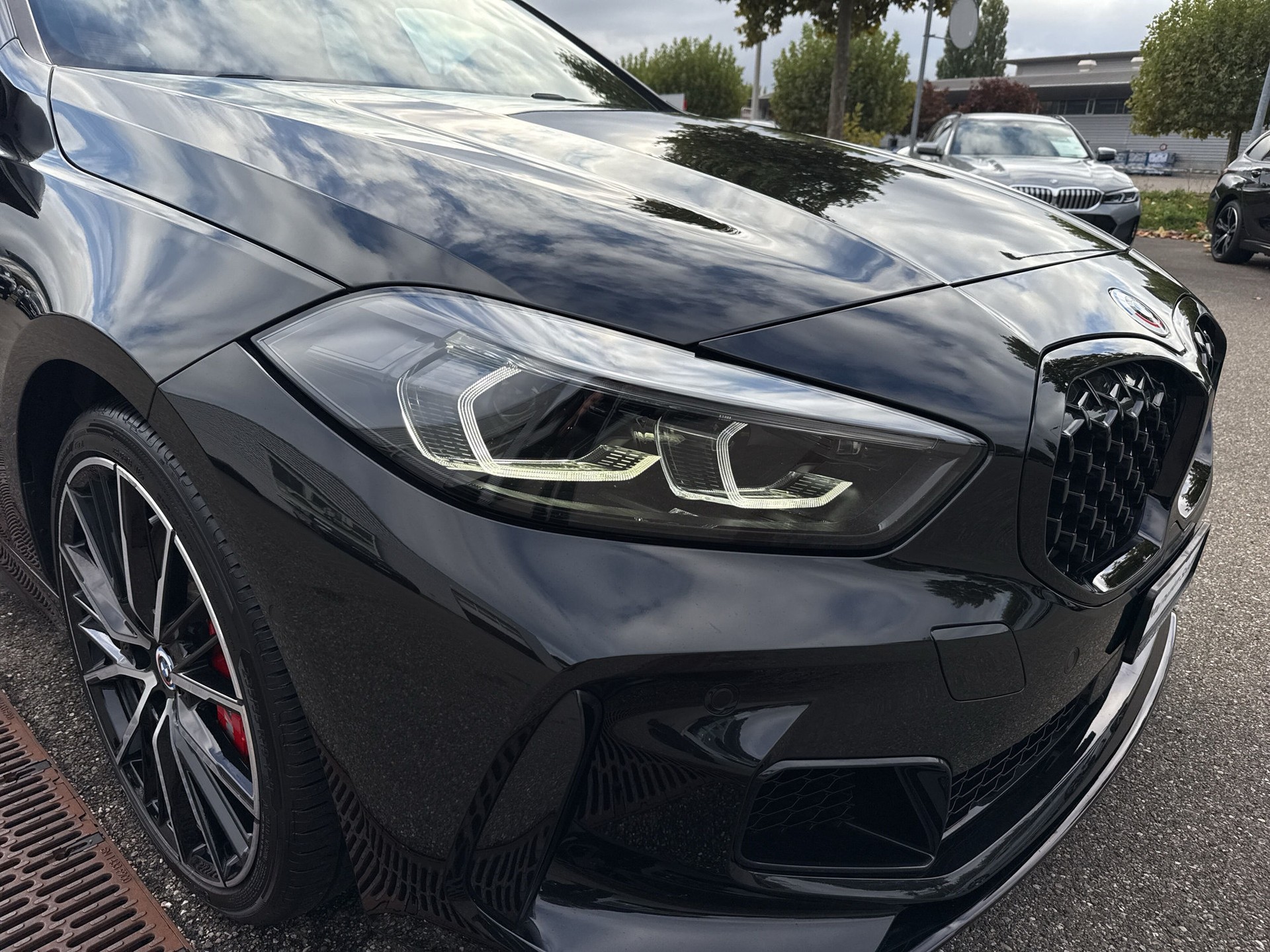 BMW M135i xDrive M Sport Pro Steptronic-image-17