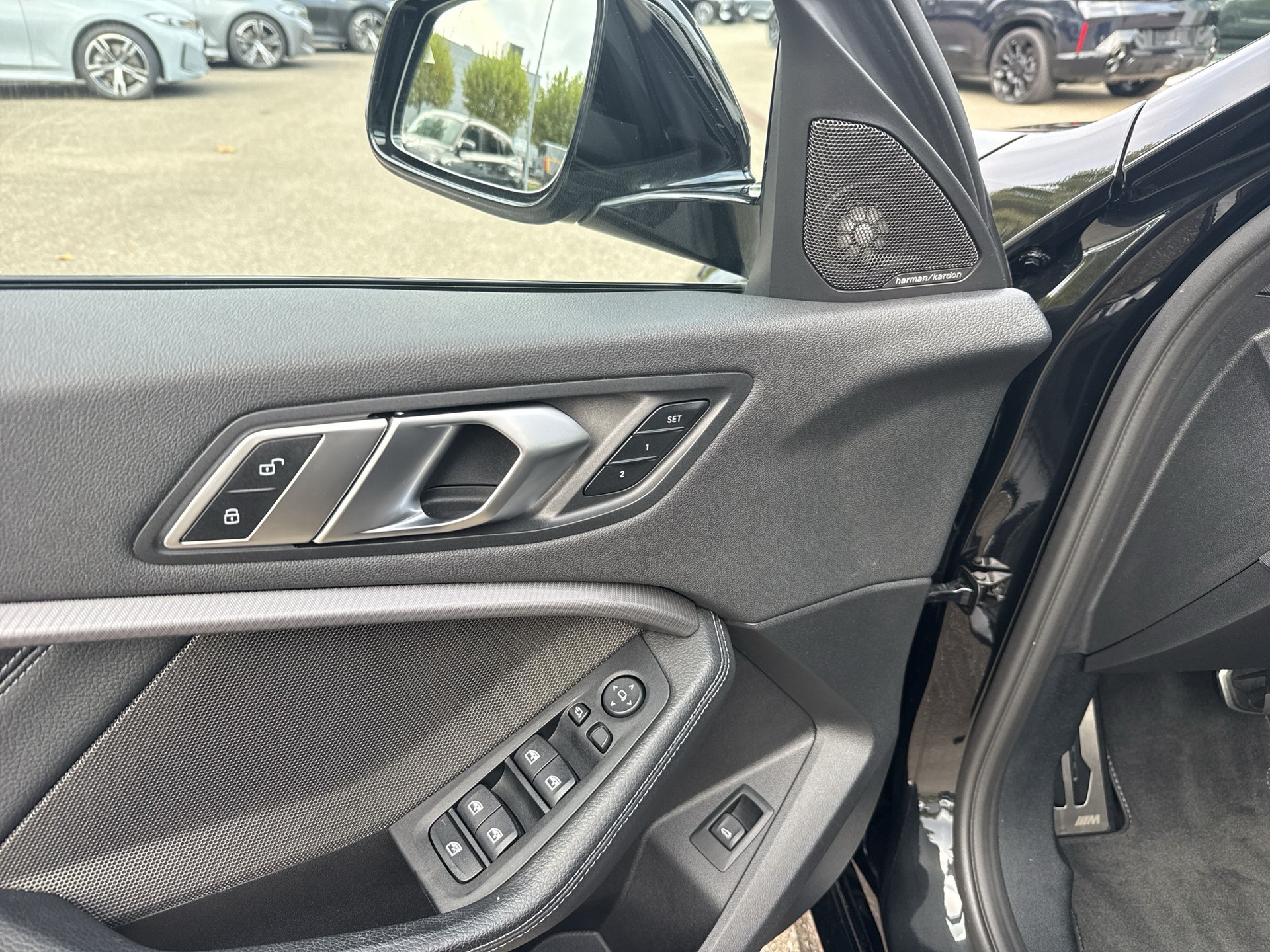 BMW M135i xDrive M Sport Pro Steptronic-image-16