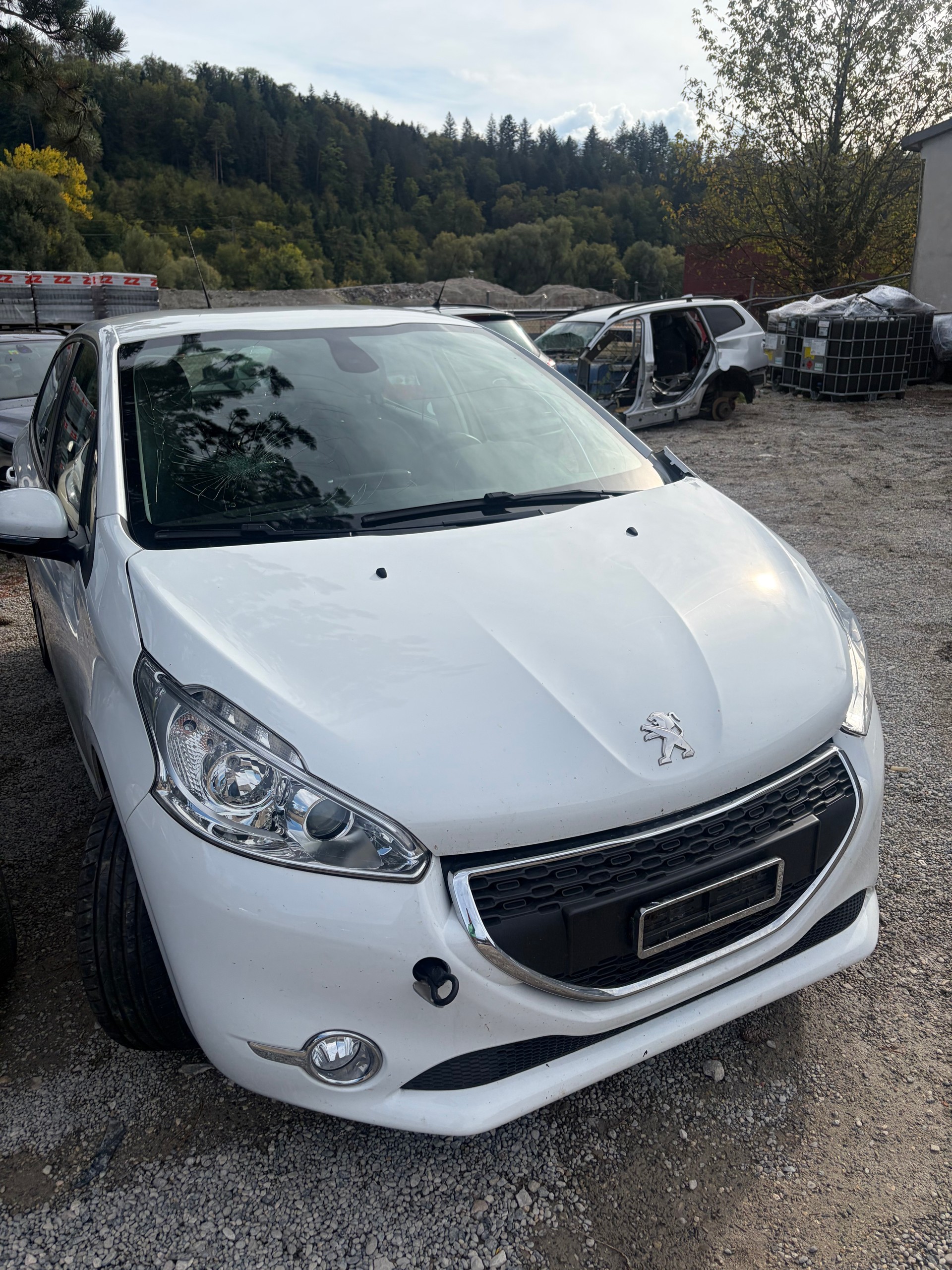 PEUGEOT 208 1.2 VTI Access-image-0
