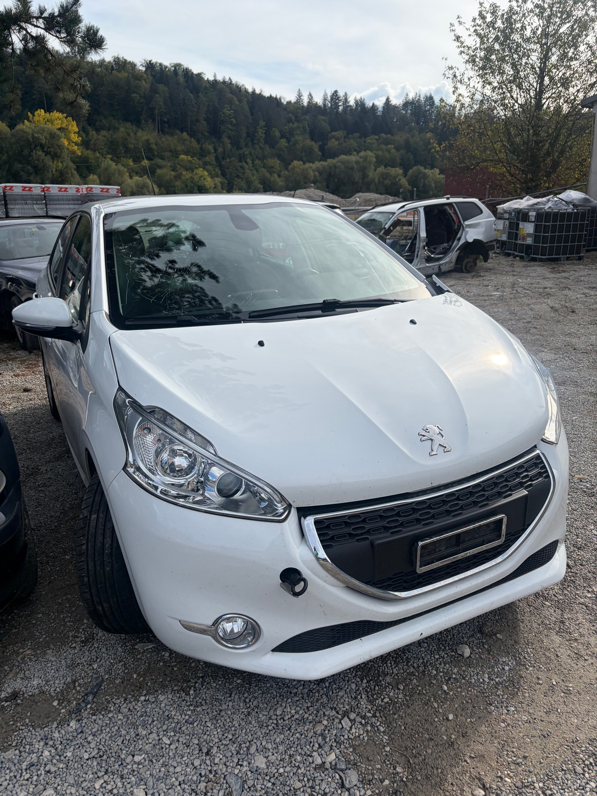 PEUGEOT 208 1.2 VTI Access-image-2