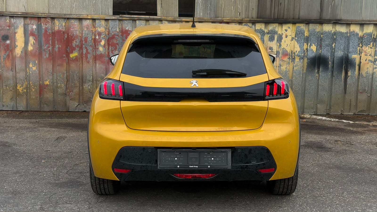 PEUGEOT 208 Elektrik GT-image-5