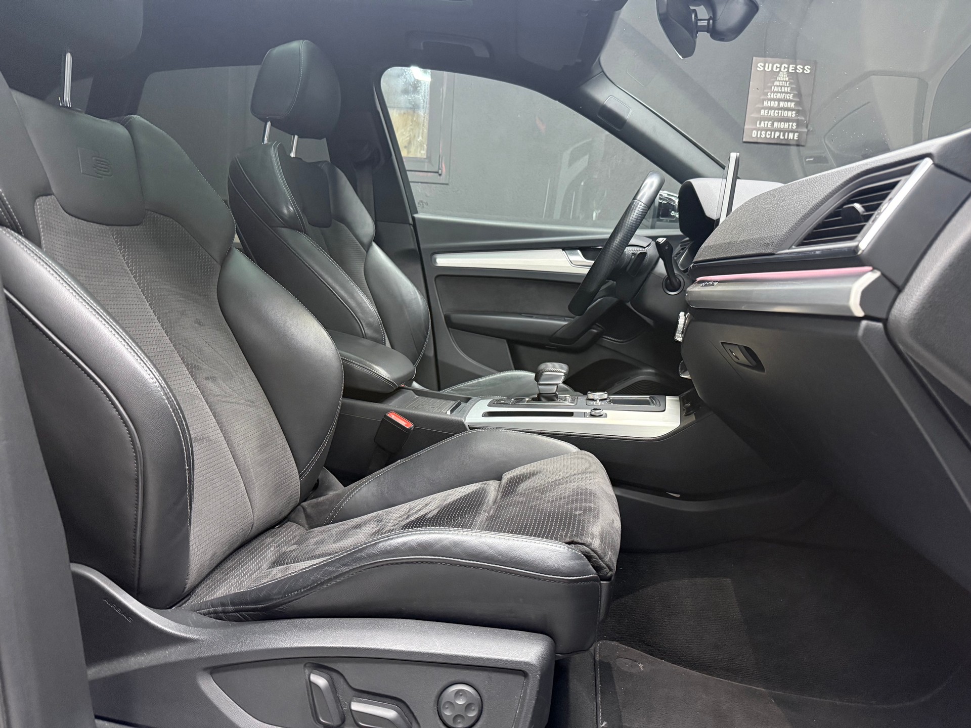 AUDI Q5 50 TDI sport quattro tiptronic-image-10