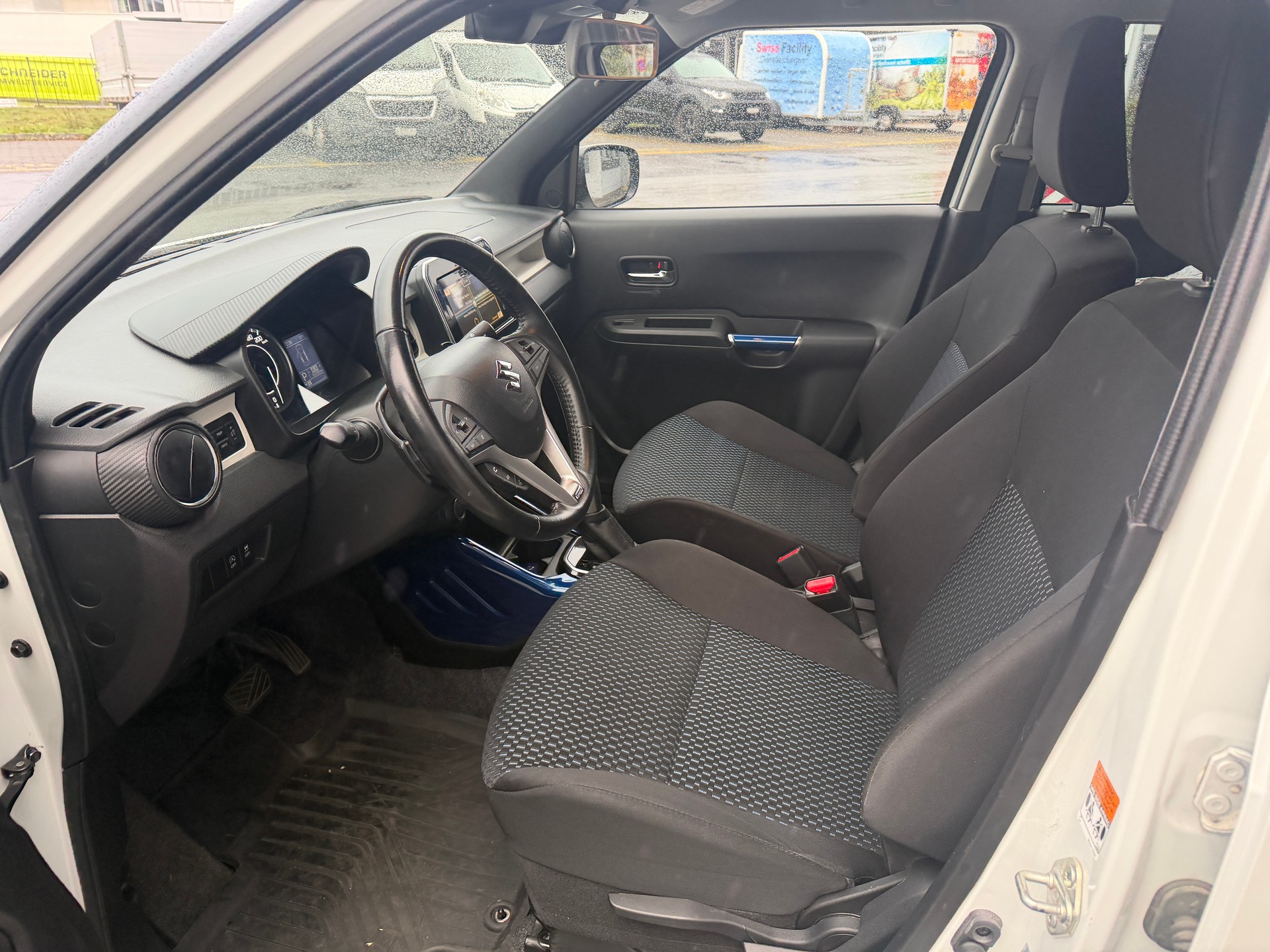 SUZUKI Ignis 1.2i Generation Hybrid-image-7
