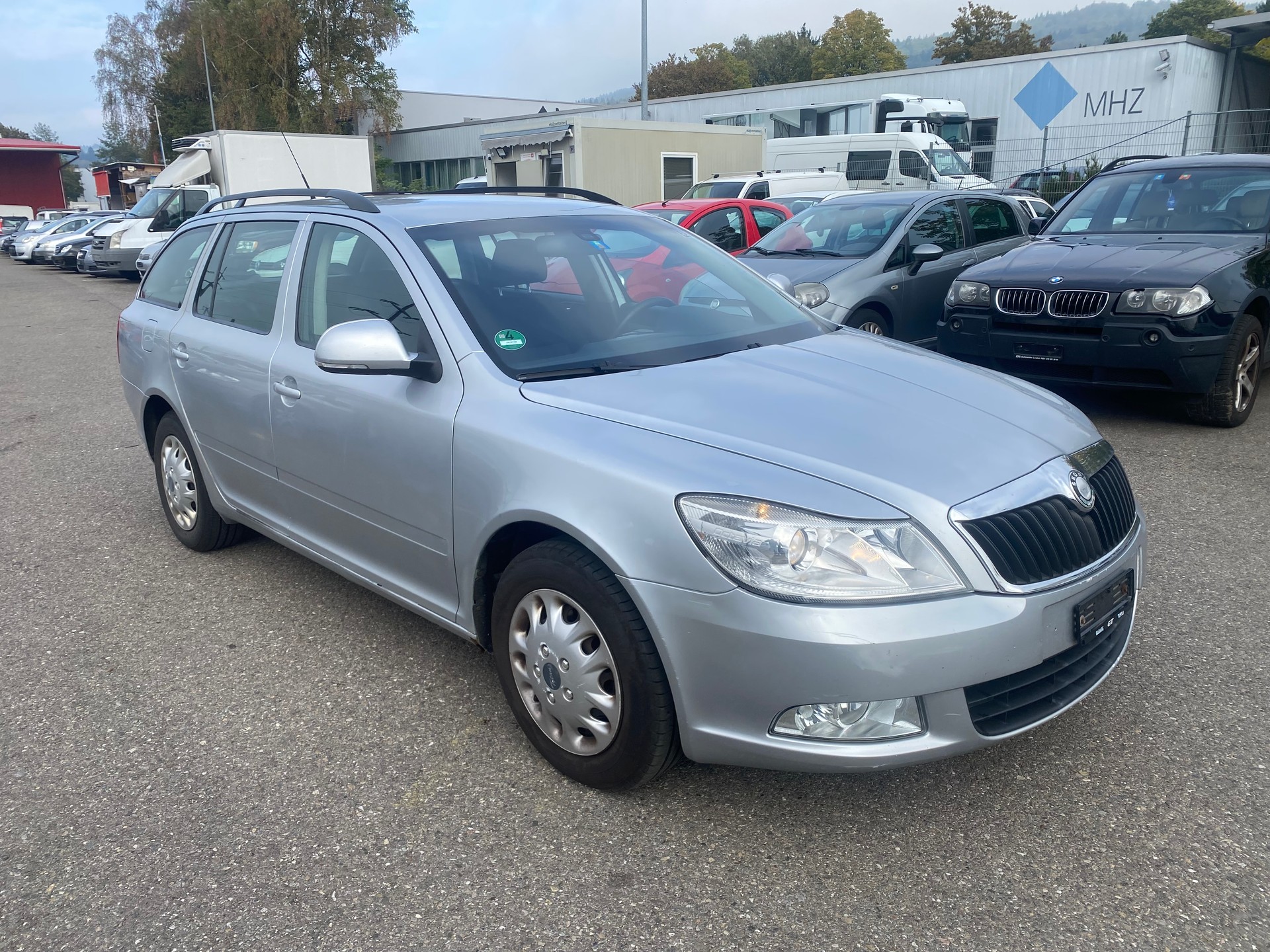 SKODA Octavia Combi 1.9 TDI Swiss Adventure 4x4-image-2