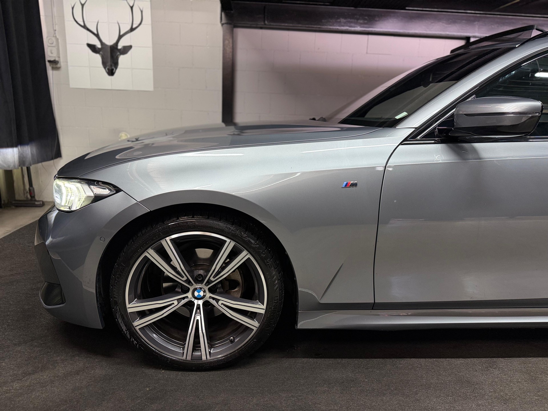 BMW 320d xDrive 48V Touring Steptronic M Sport-image-7