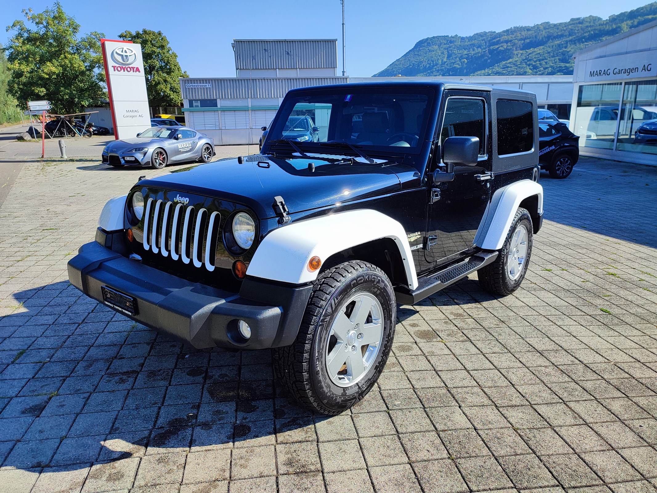 Car photo
