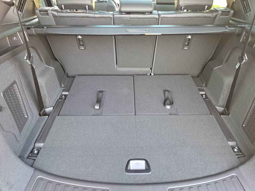LAND ROVER Discovery Sport 2.0 I4 250cv Dynamic SE (7 places)-image-9