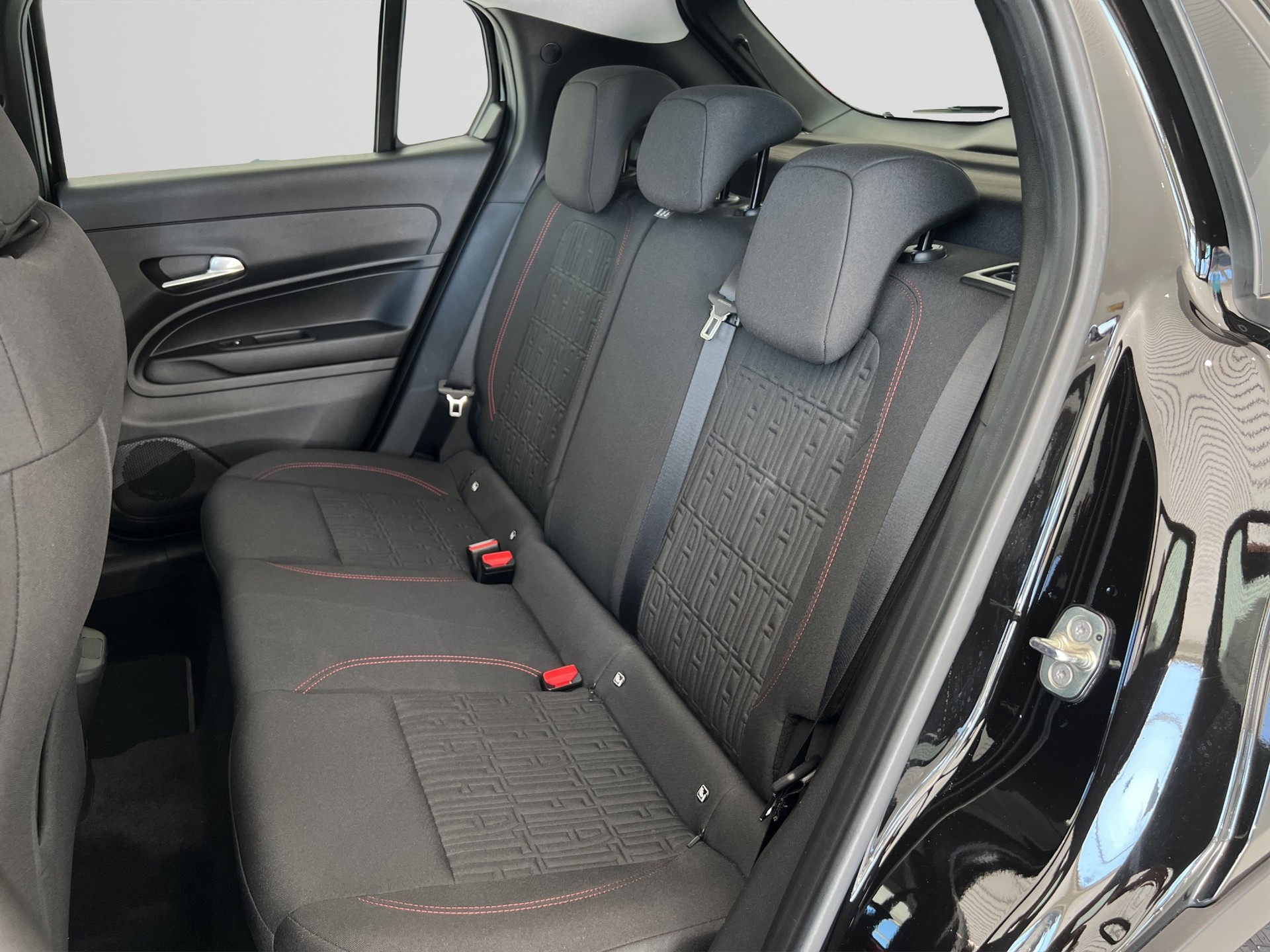 FIAT 600e Red-image-12