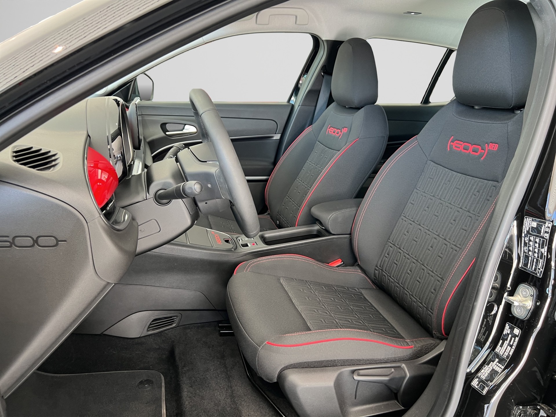 FIAT 600e Red-image-7
