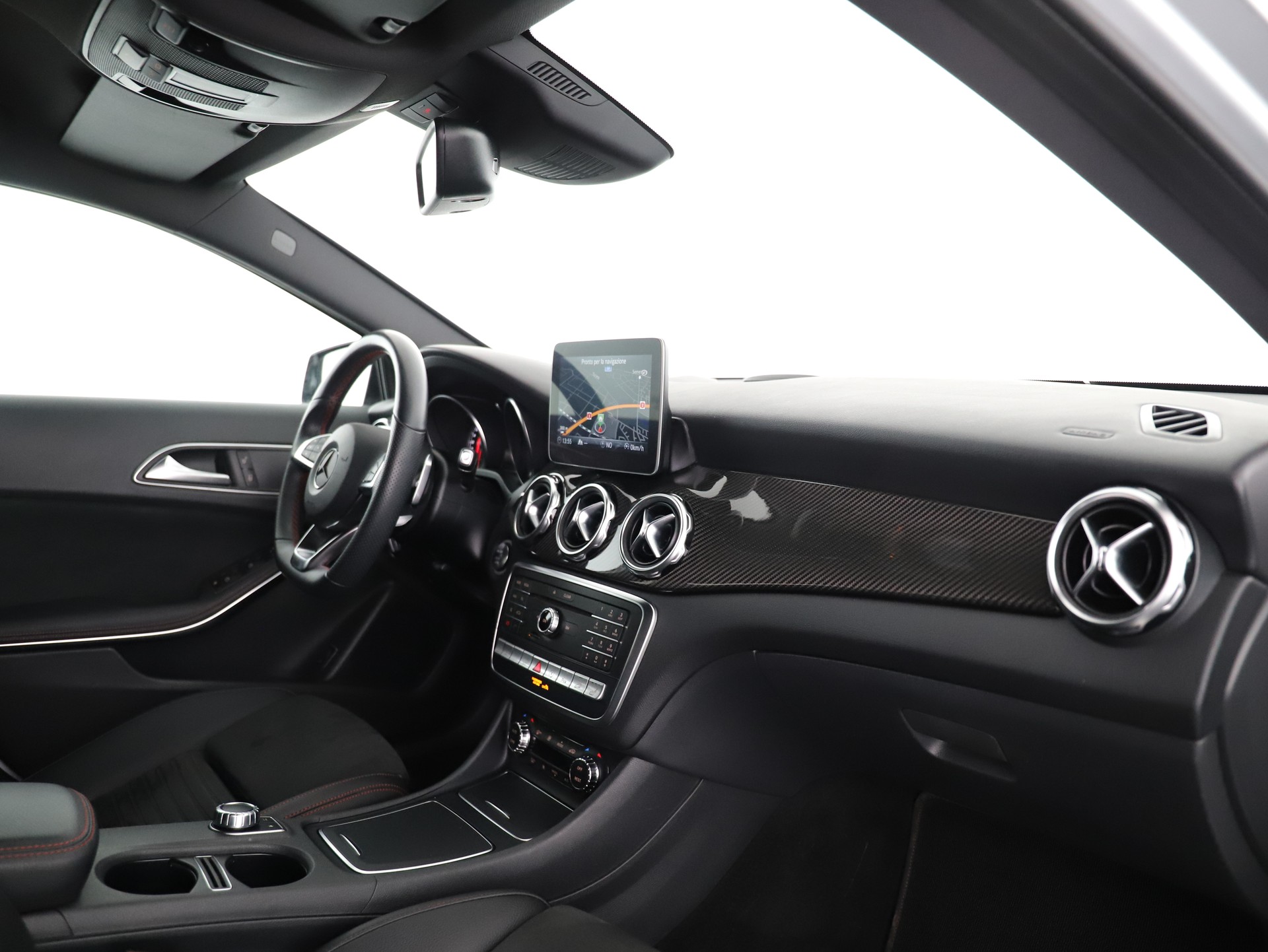 MERCEDES-BENZ GLA 250 AMG Line Sw.St.4M-image-10