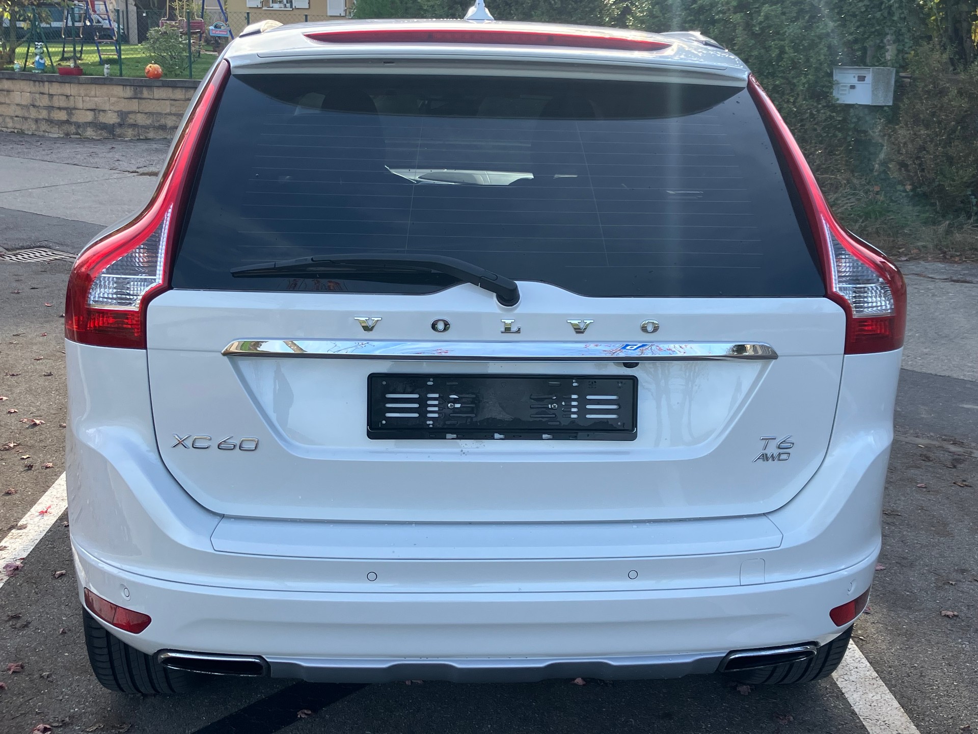 VOLVO XC60 T6 AWD Executive Plus Geartronic-image-2