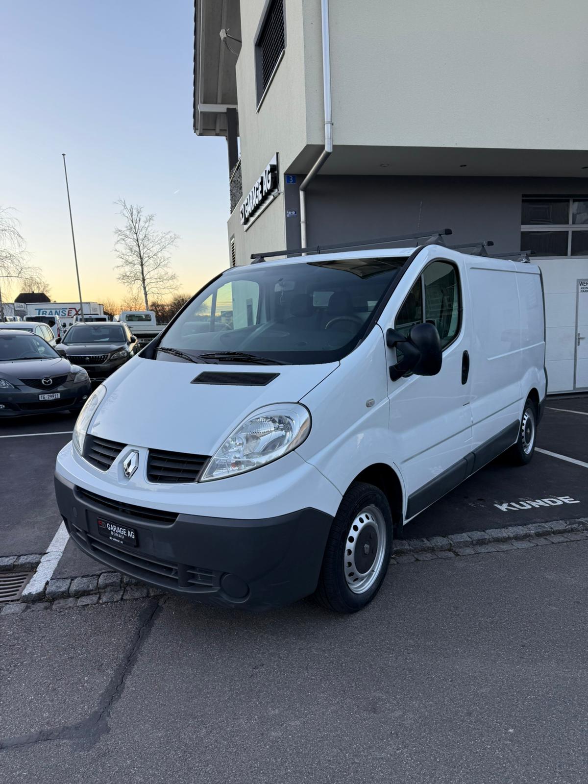 RENAULT Trafic 2.0 dCi 90 2.7t L1H1