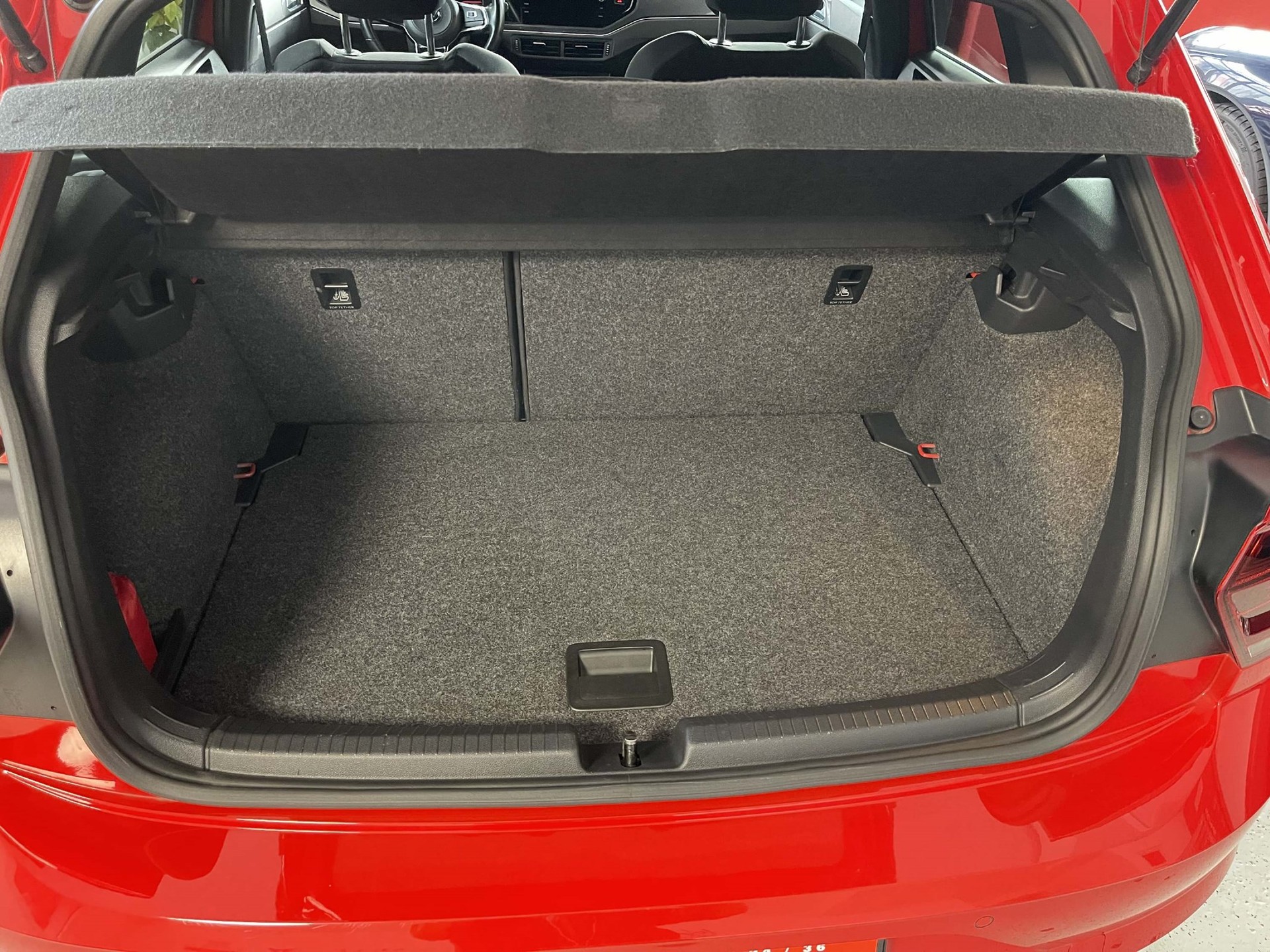 VW Polo 2.0 TSI GTI DSG-image-12