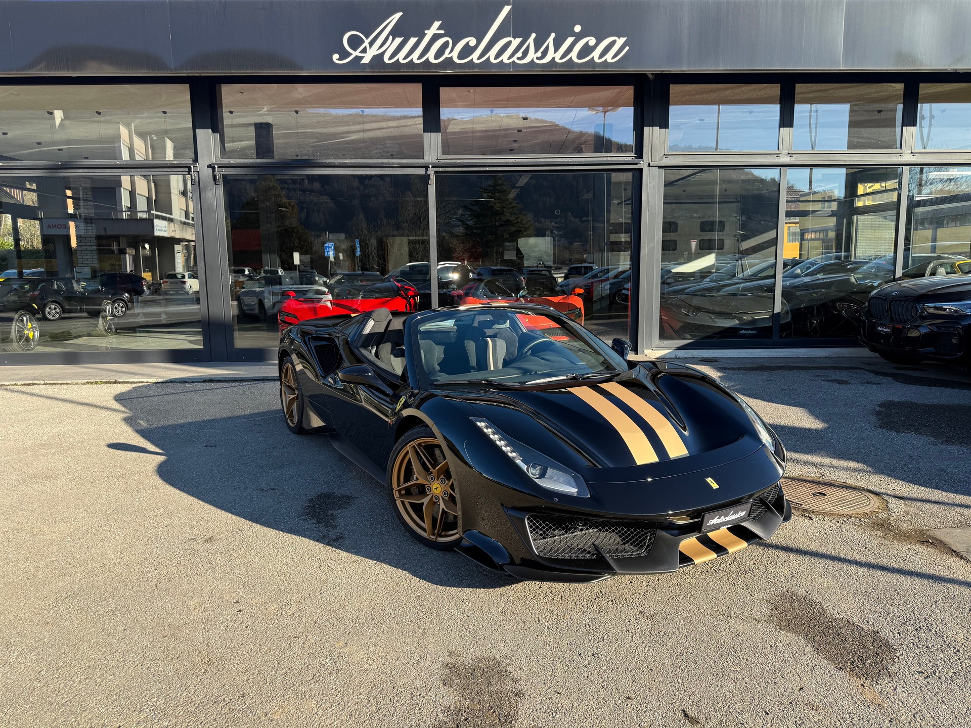 FERRARI 488 Pista Spider 3.9 V8-image-0