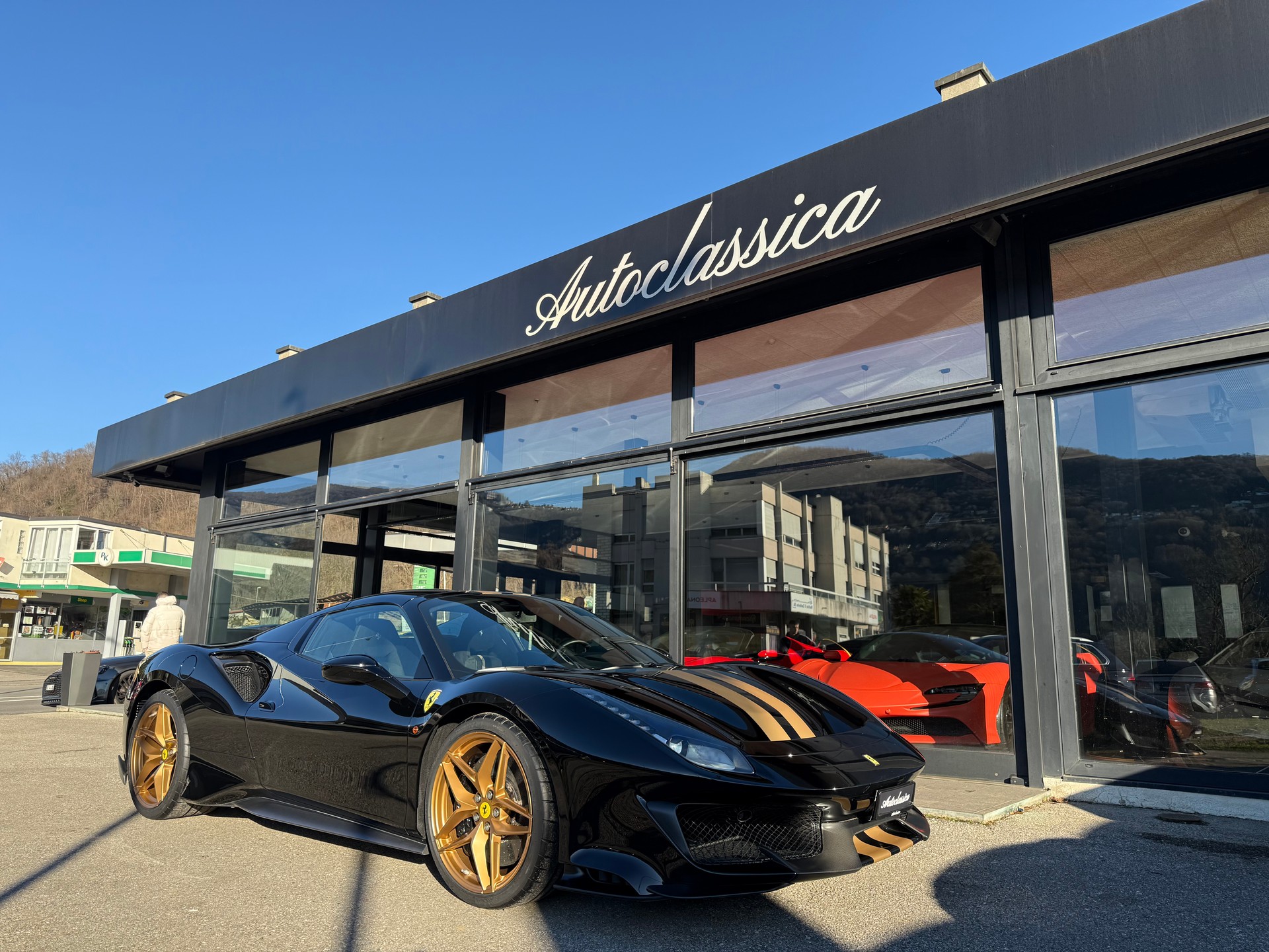 FERRARI 488 Pista Spider 3.9 V8-image-6