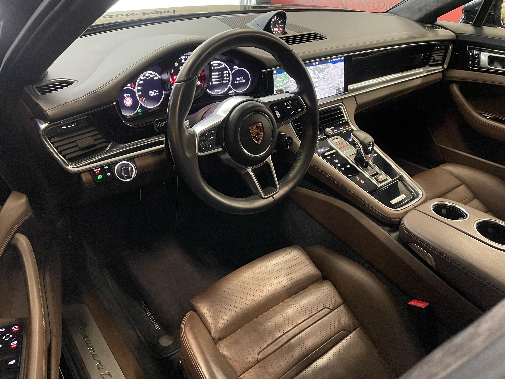 PORSCHE Panamera Turbo Sport Turismo PDK-image-8