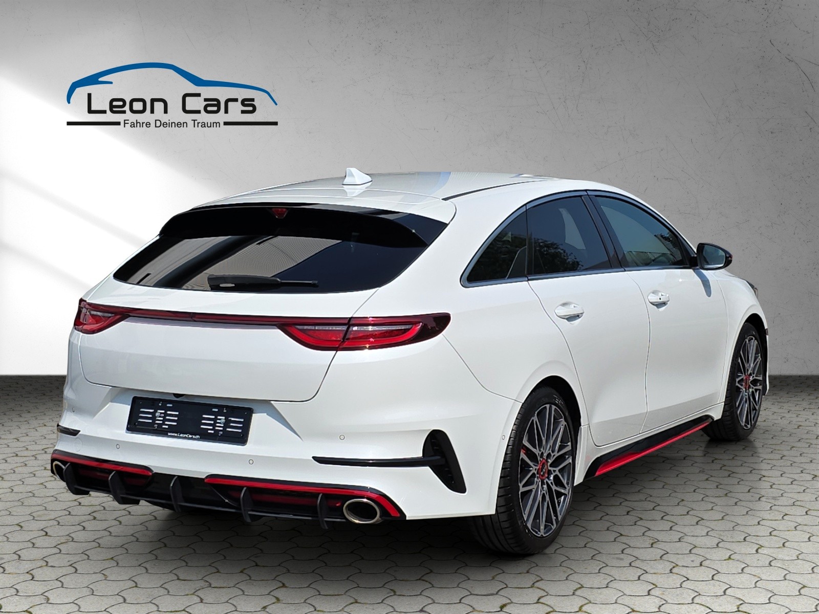 KIA ProCeed 1.6 T-GDi GT DCT-image-3