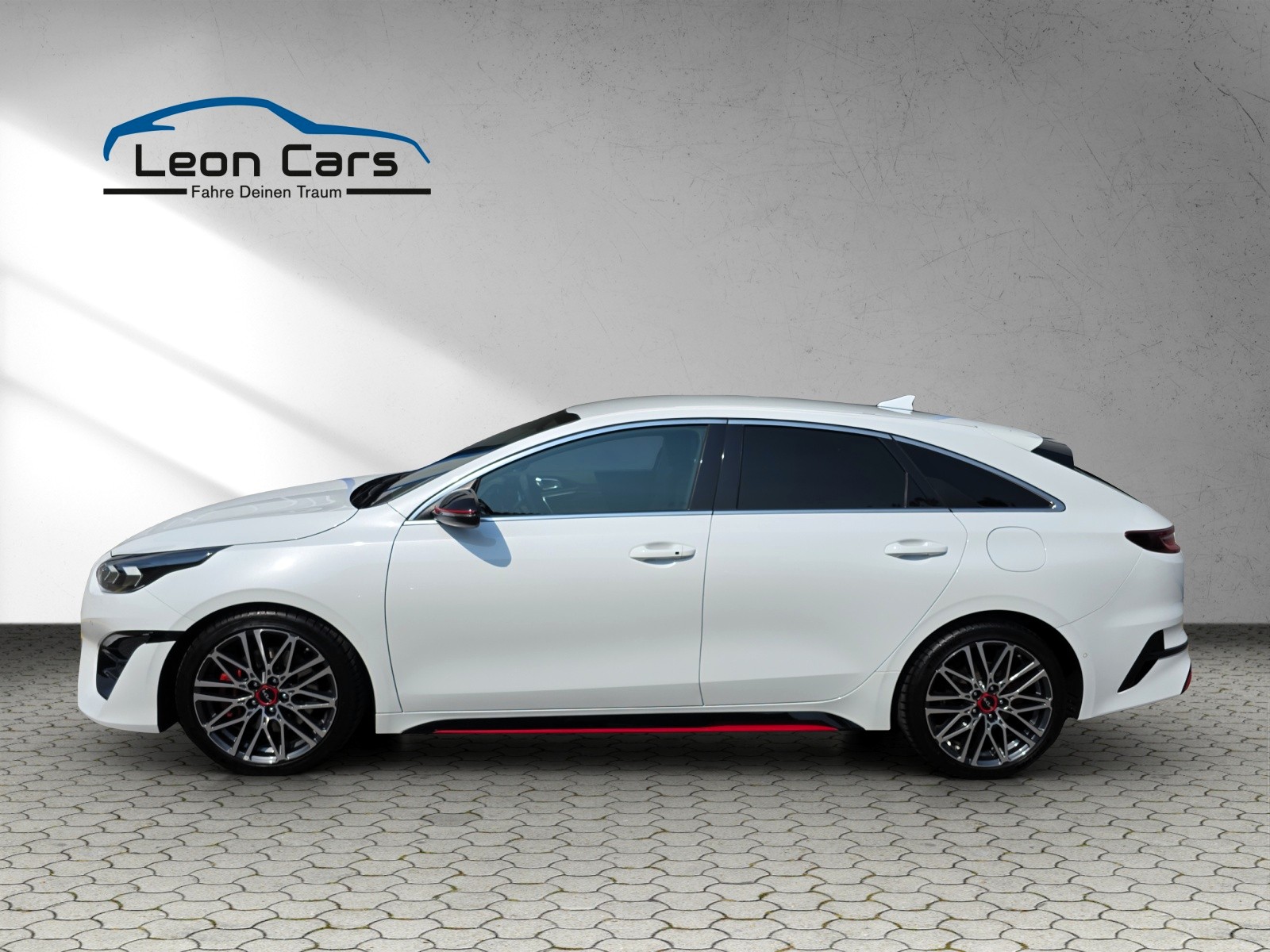 KIA ProCeed 1.6 T-GDi GT DCT-image-5