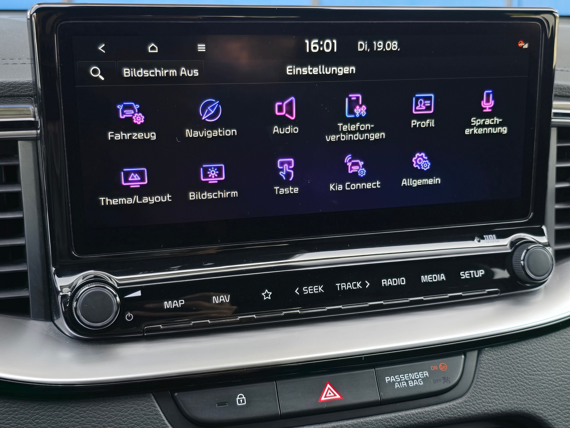 KIA ProCeed 1.6 T-GDi GT DCT-image-19