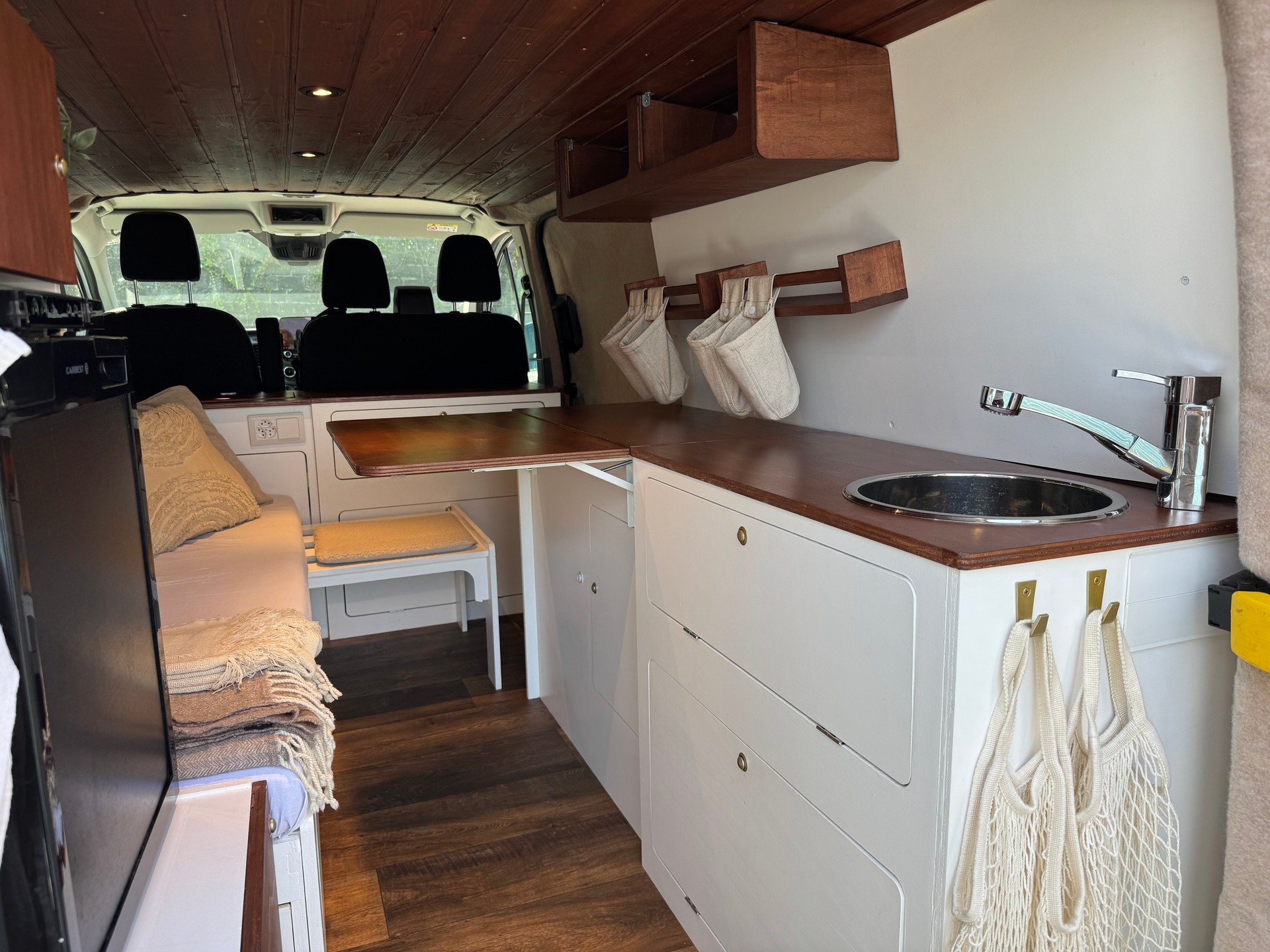 FORD Transit Custom L2H1 Campervan Eigenausbau-image-2