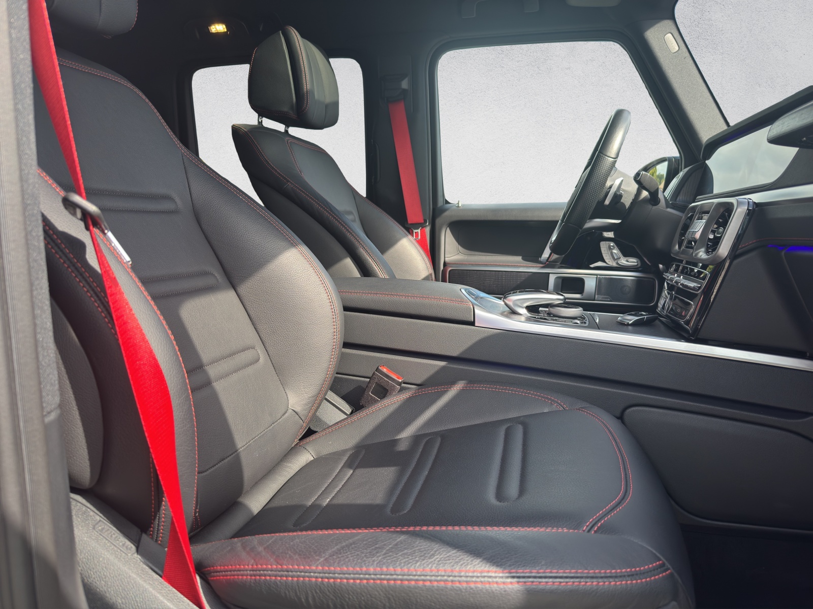 MERCEDES-BENZ G 350 d AMG Line 9G-Tronic-image-9