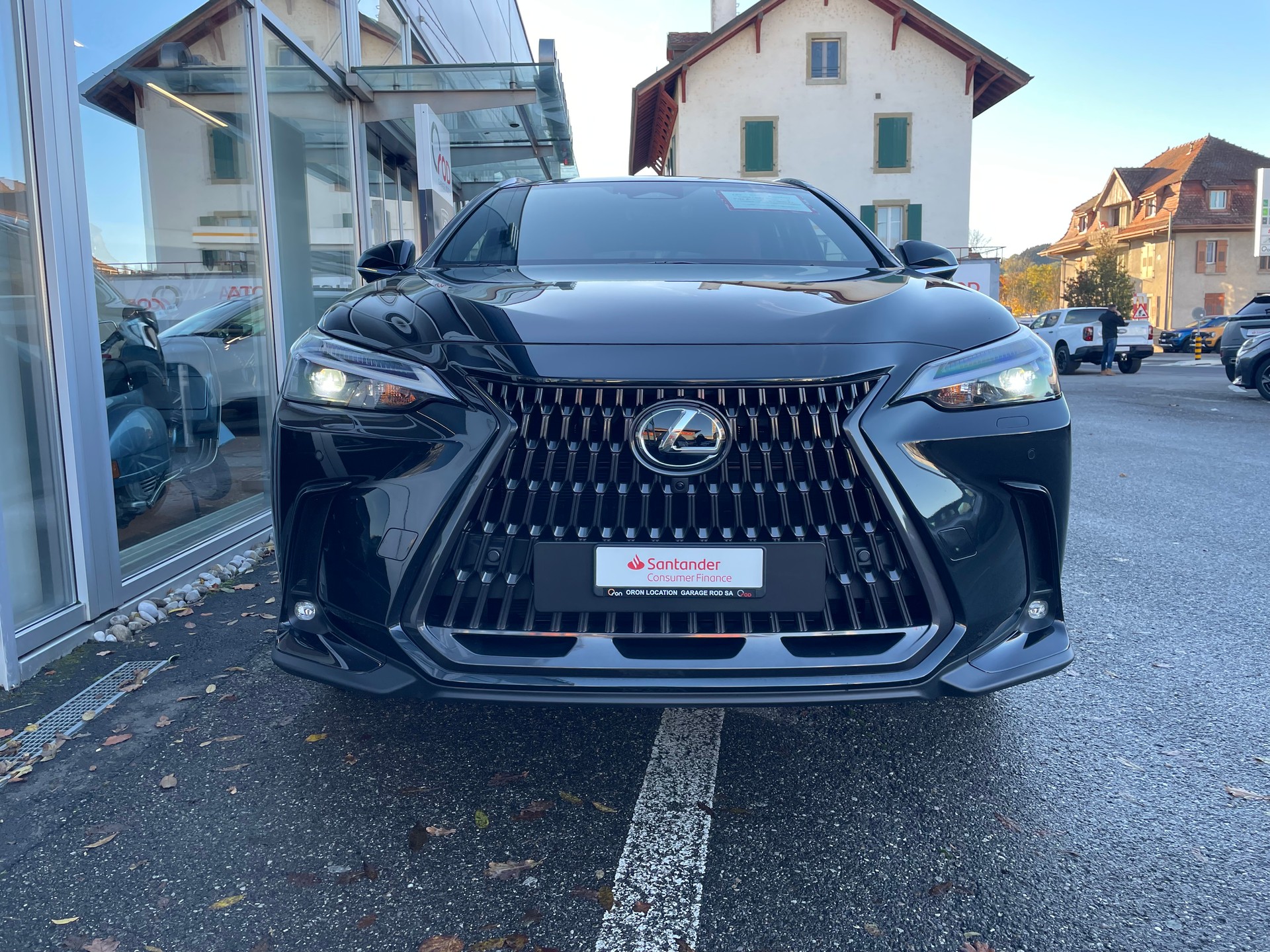 LEXUS NX 350h E-FOUR Comfort-showroom-element-1